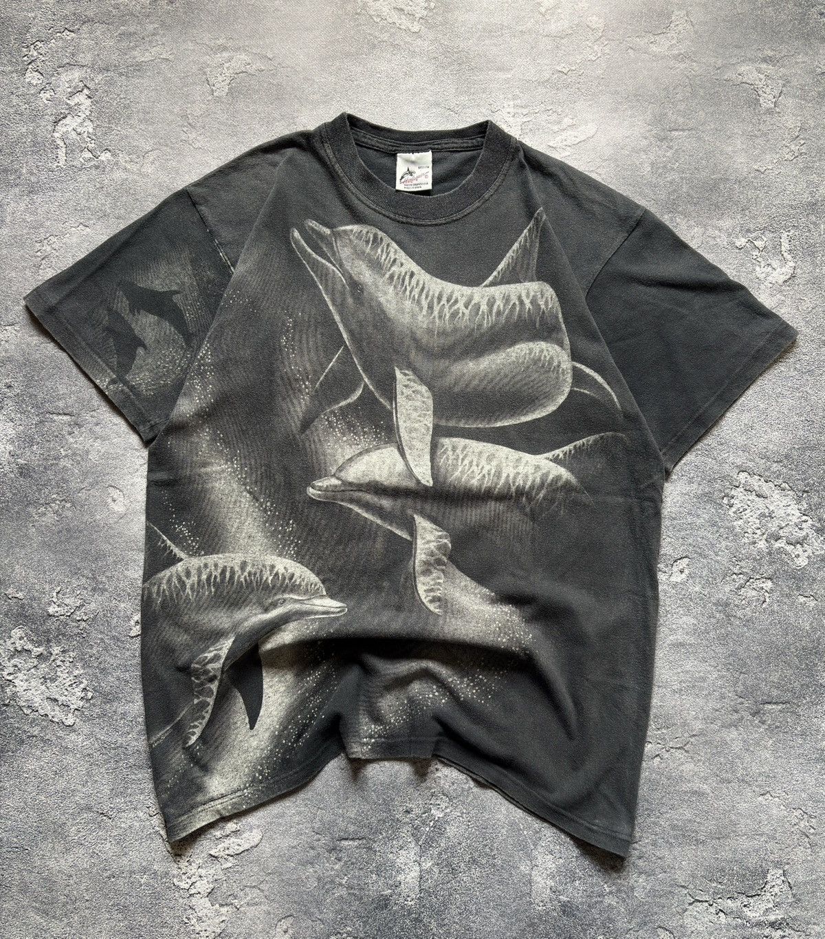 Vintage 90s Harlequin Nancy Blauer Dolphins All Over Print Tee Rare Size US M / EU 48-50 / 2 - 1 Thumbnail