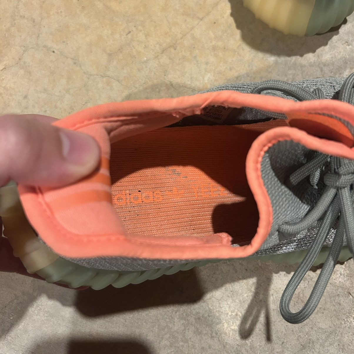 Yeezy Adidas Yeezy Boost 350 V2 Desert Sage 2020 US 8 Size US 8 / EU 41 - 13 Thumbnail