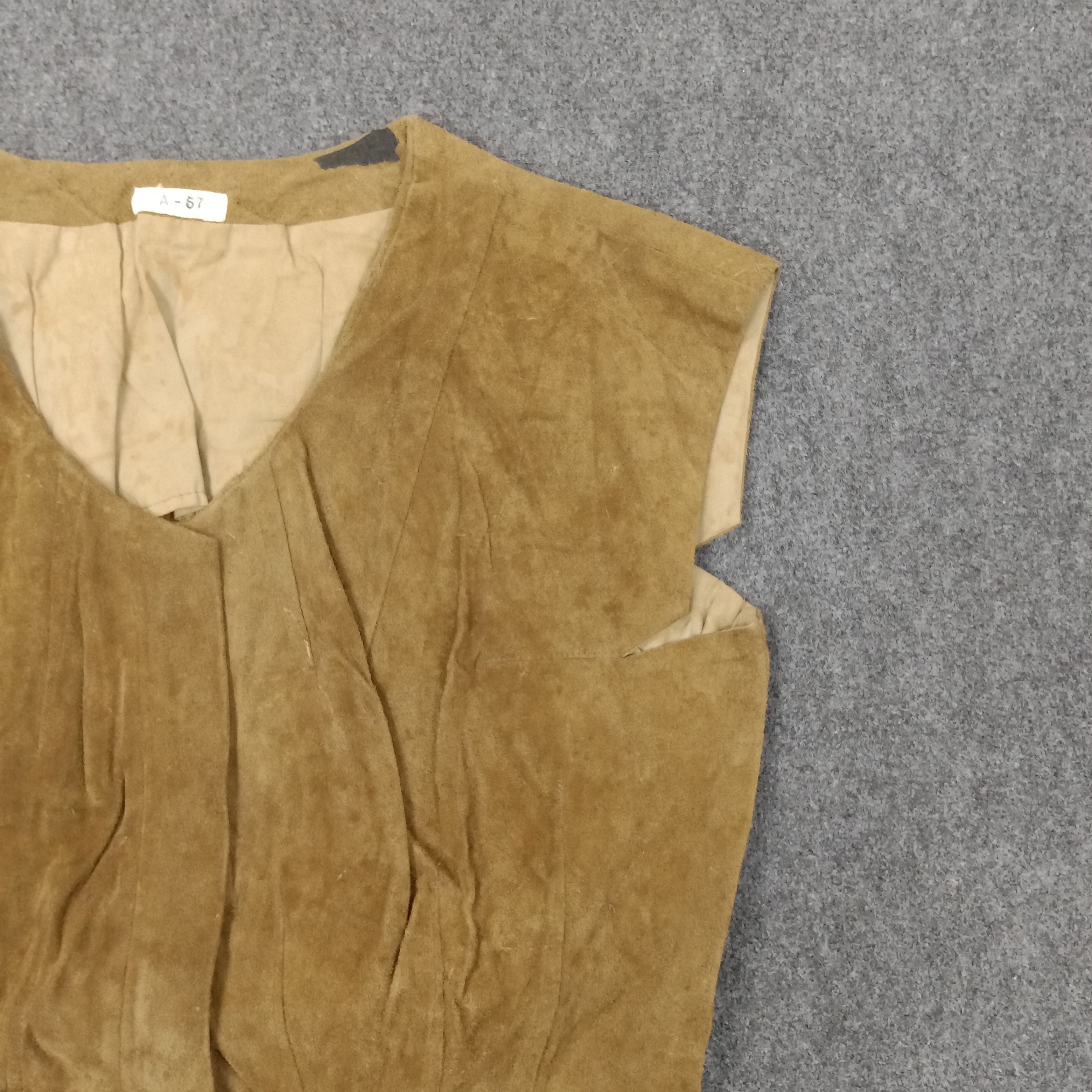 Leather A-57 American Style Sleeveless Leather Jacket C242N7 Size US S / EU 44-46 / 1 - 3 Thumbnail