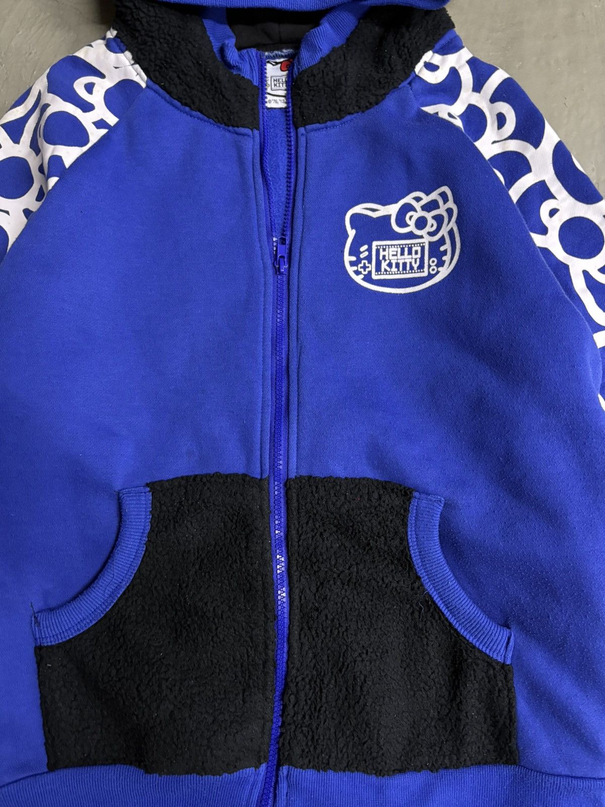 Beauty Beast HELLO KITTY WOOL HOODIE Size US M / EU 48-50 / 2 - 2 Thumbnail
