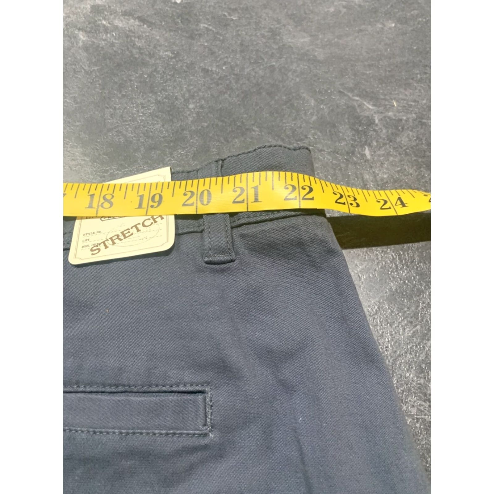 Alexander Julian VINTAGE Alexander Julian Colours Men's Bermuda Shorts Size 46 Gray Cotton Stretch Casual Travel Size US 30 / EU 46 - 7 Thumbnail