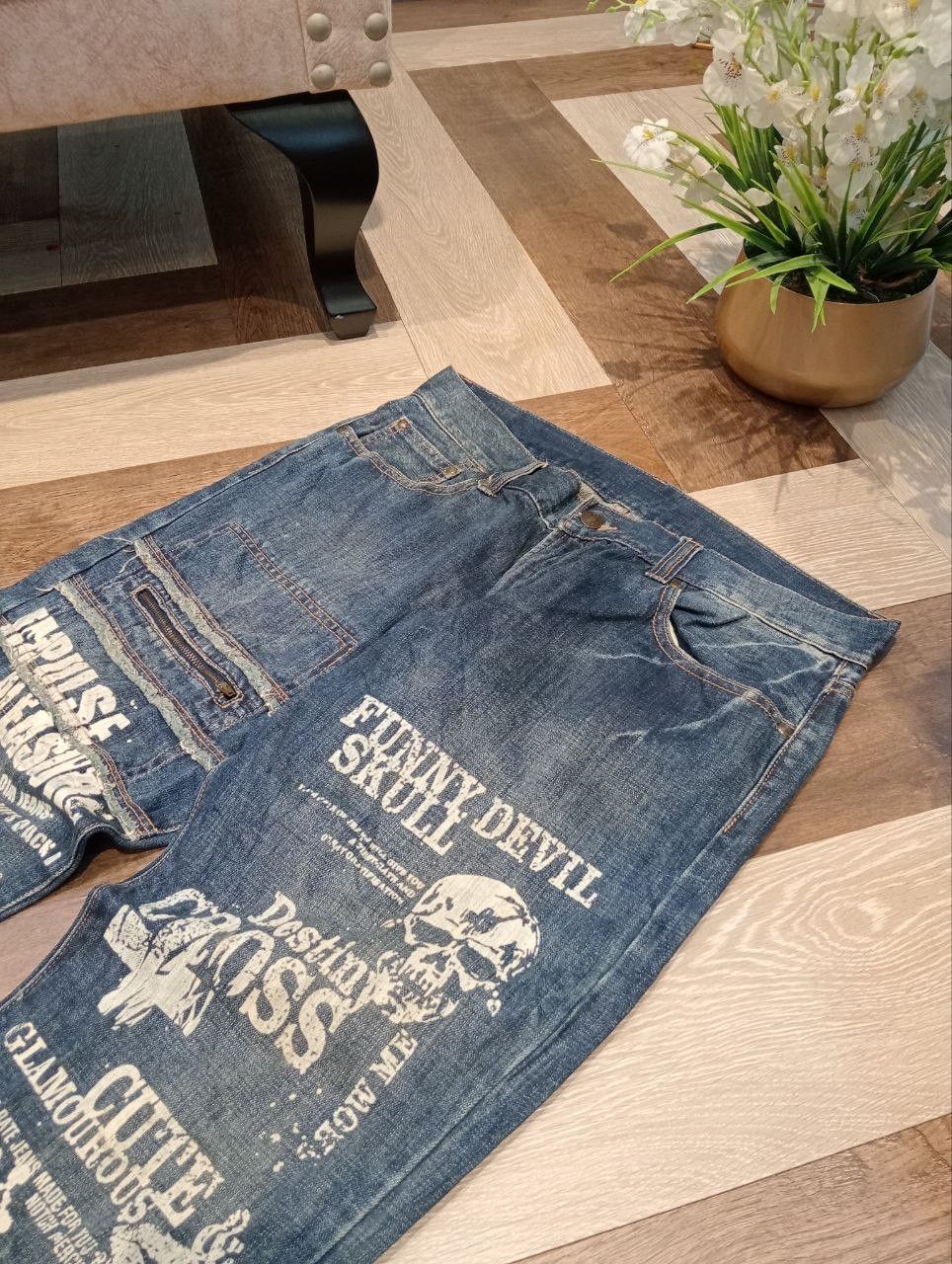 Japanese Brand JAPANESE FUNNY DEVIL SKULL BLUE DENIM PAINTED FLARED PANTS Size US 35 - 5 Thumbnail