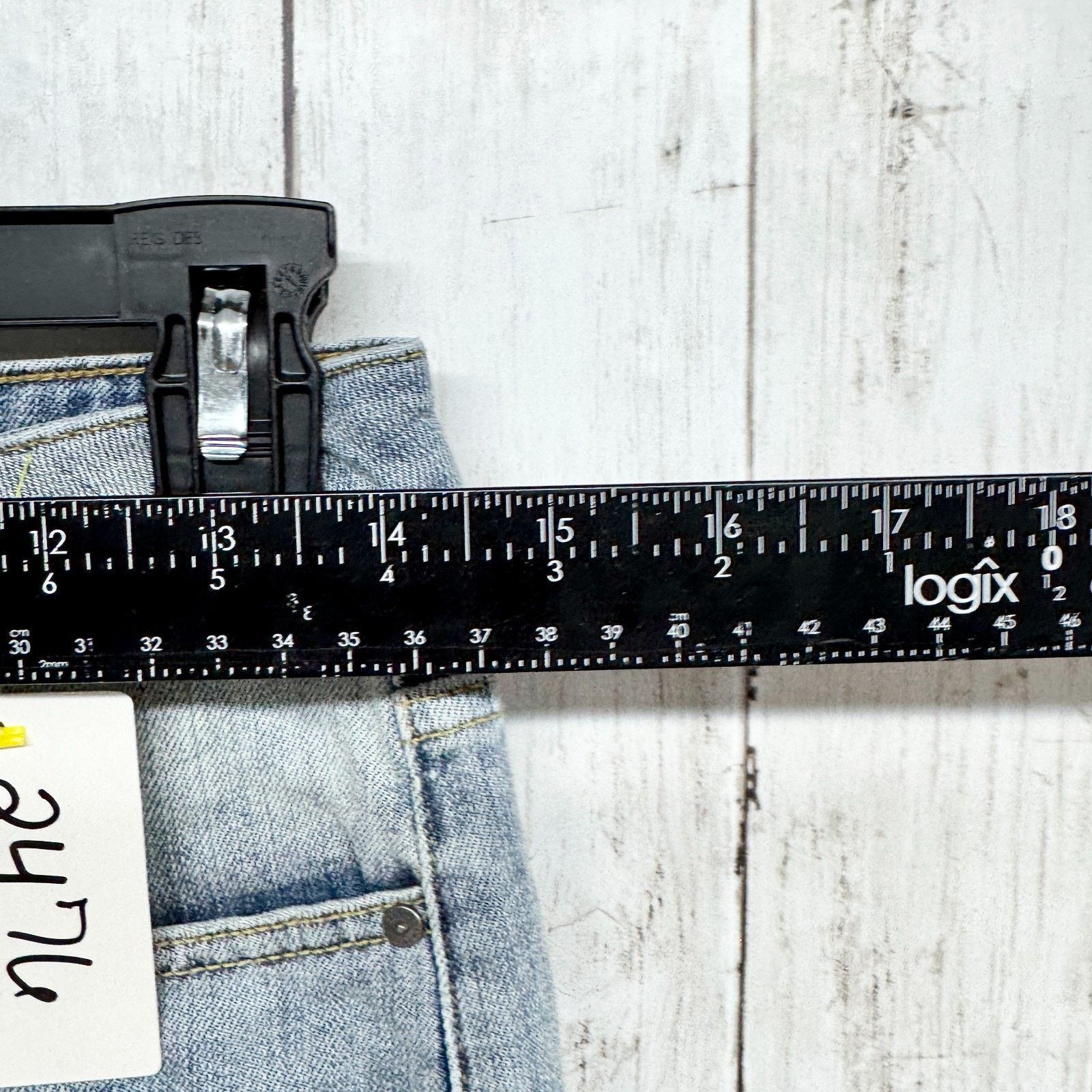 Other Talula Shorts Size 26 Light Wash Blue Denim High Rise Midi Size 26" / US 2 / IT 38 - 4 Thumbnail