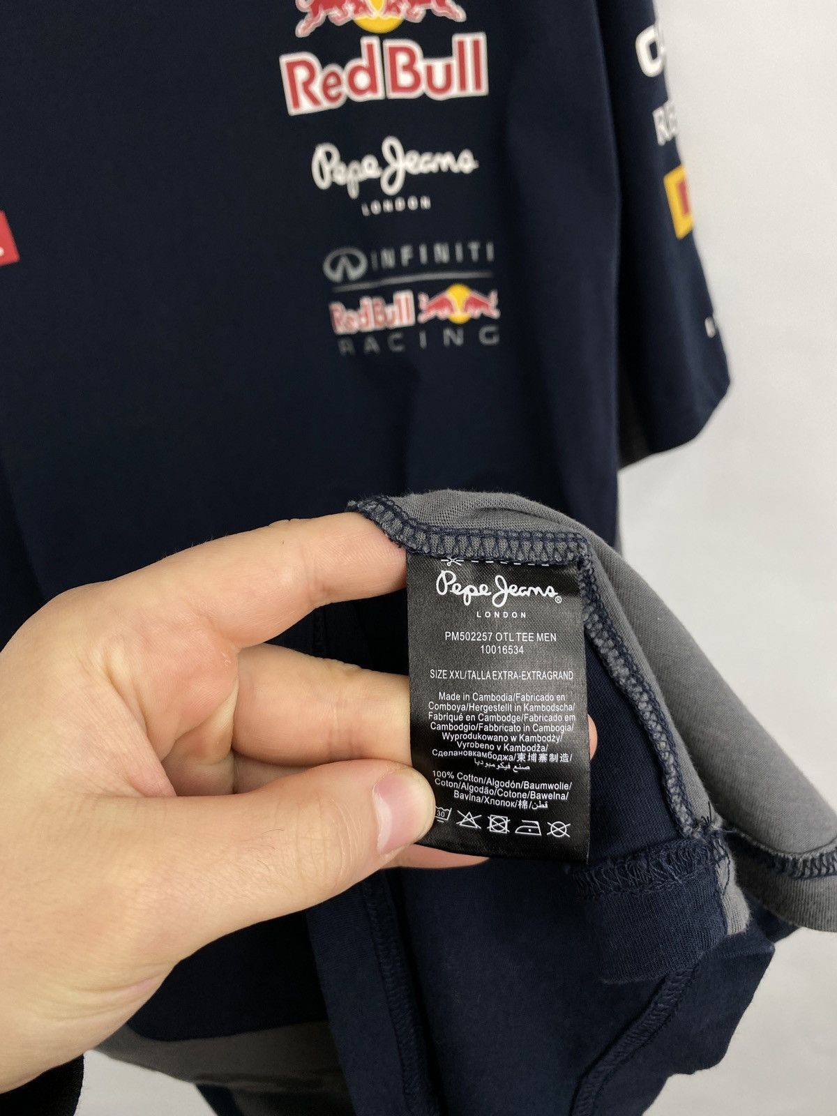 Formula 1 × Pepe Jeans Pepe Jeans Infiniti Red Bull Renault Pirelli Casio T-Shirt Size US XL / EU 56 / 4 - 12 Thumbnail