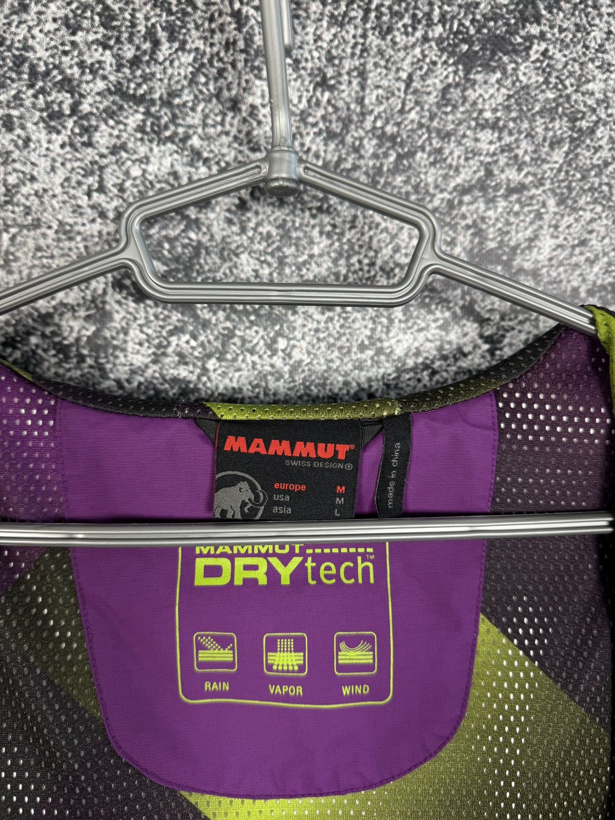 Mammut Mammut Dry Tech Jacket Windbreaker Hiking Outdoor Size M Size M / US 6-8 / IT 42-44 - 11 Thumbnail