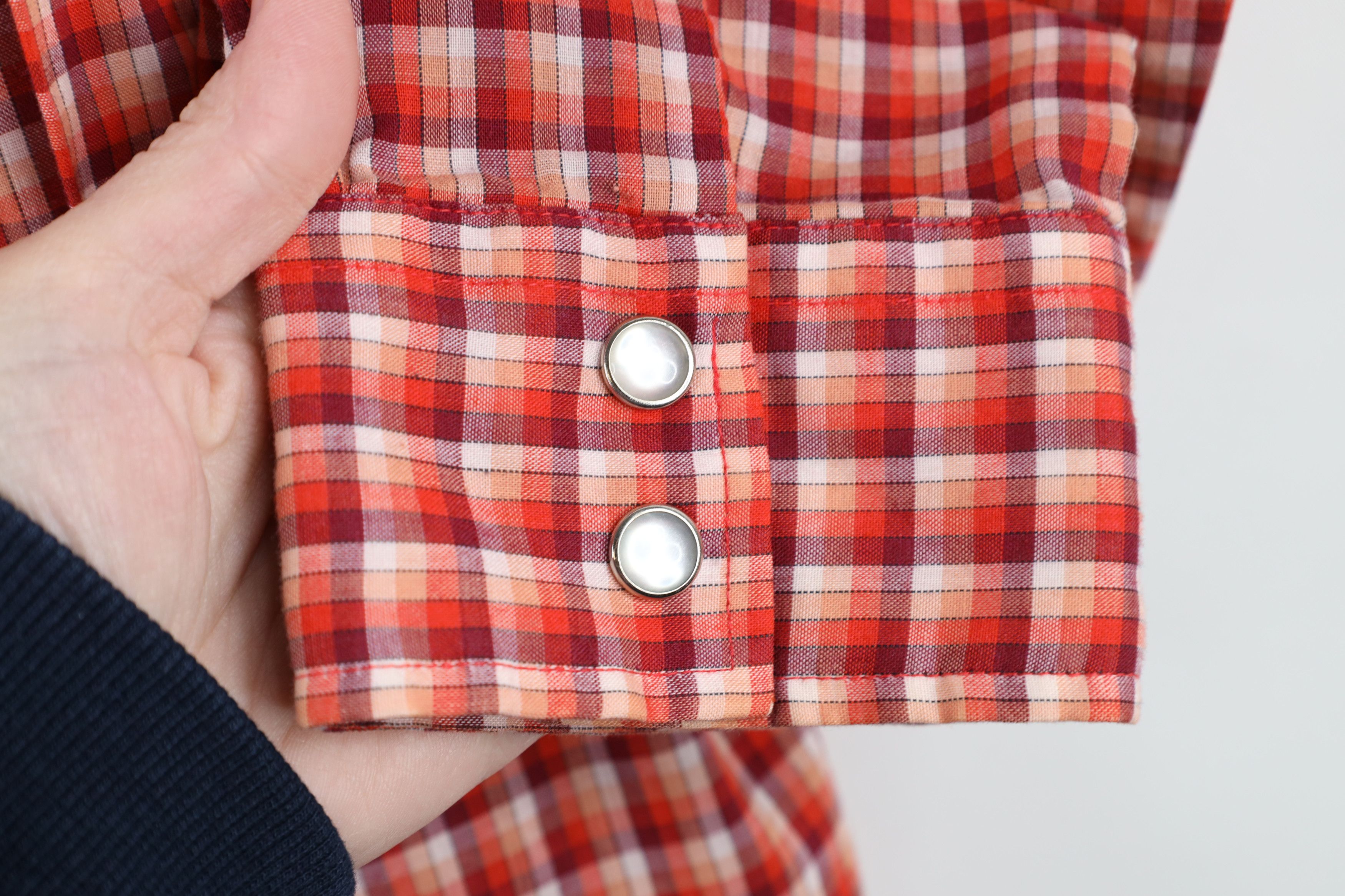 Vintage Vintage 70s Streetwear Cowboy Collared Snap Button Shirt Size US M / EU 48-50 / 2 - 4 Thumbnail