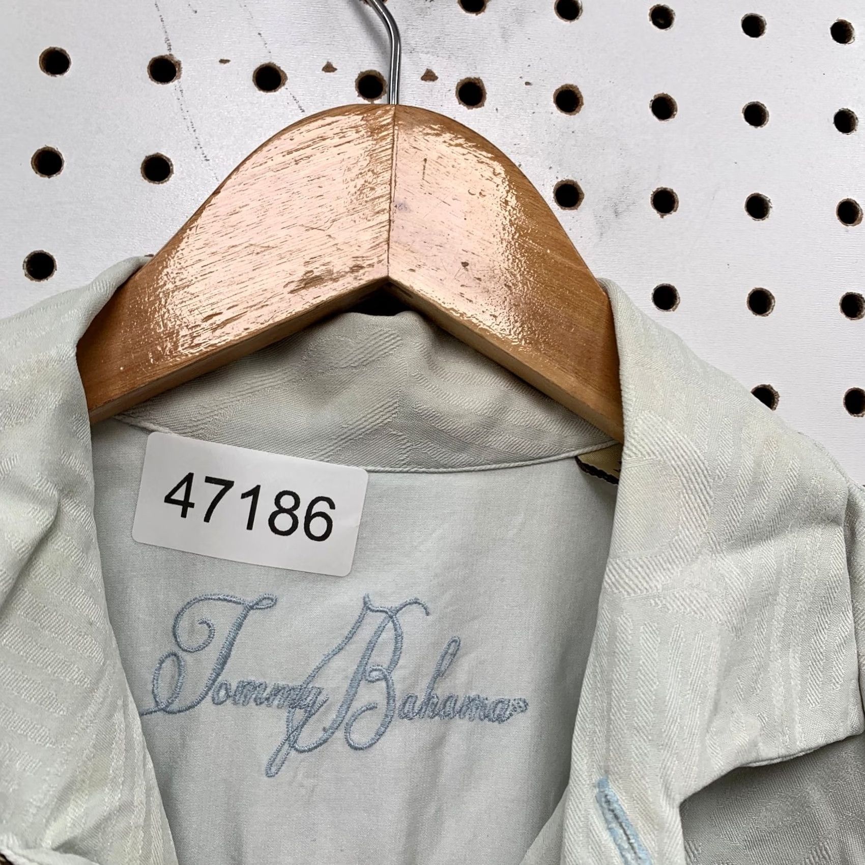 Tommy Bahama Tommy Bahama Shirt Mens Medium Light Blue Embroidered Eagle 100% Silk Button Size US M / EU 48-50 / 2 - 3 Thumbnail