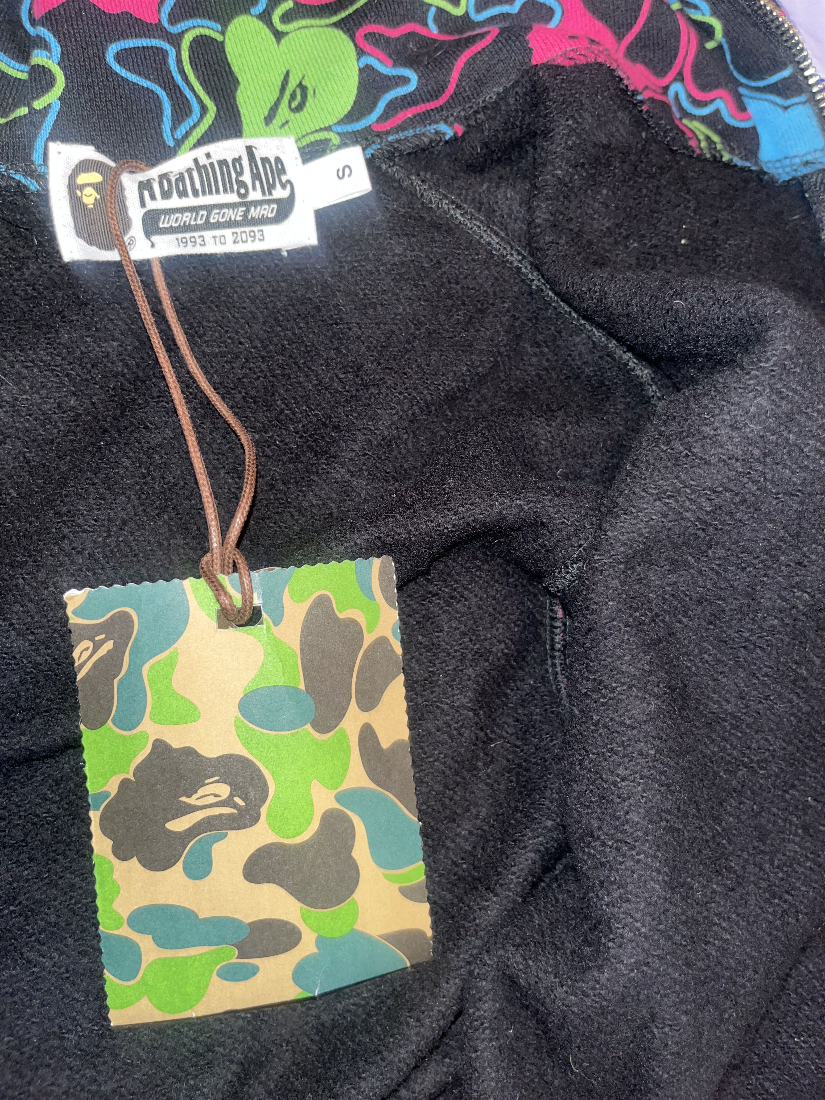 Bape BAPE Neon Camo Shark Full Zip Hoodie (black & multicolor) Size US S / EU 44-46 / 1 - 12 Thumbnail