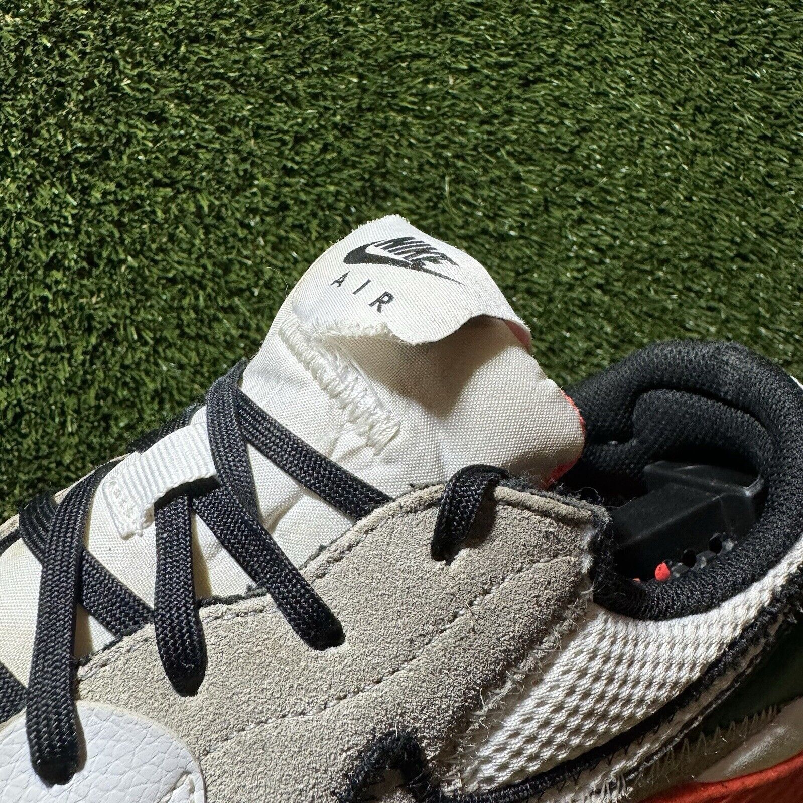 Nike Size 8.5 - Nike Air Max Excee Infrared Size US 8.5 / EU 41-42 - 2 Thumbnail