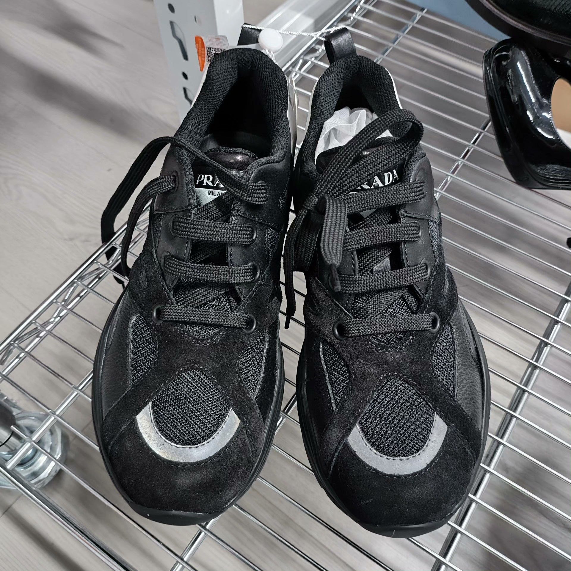 Prada Prada Black Lowtop Sneakers 5 Men Size US 5 / EU 37 - 1 Thumbnail
