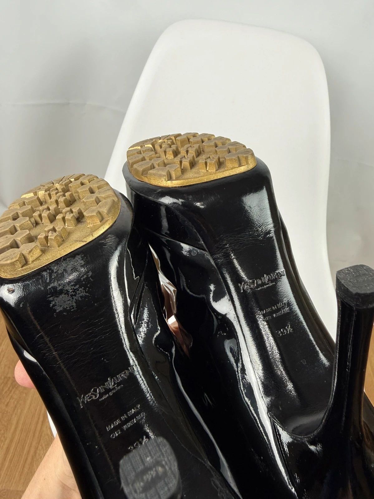 Yves Saint Laurent Yves Saint Laurent Patent Leather Boots size 39.5 Size US 9.5 / IT 39.5 - 7 Thumbnail