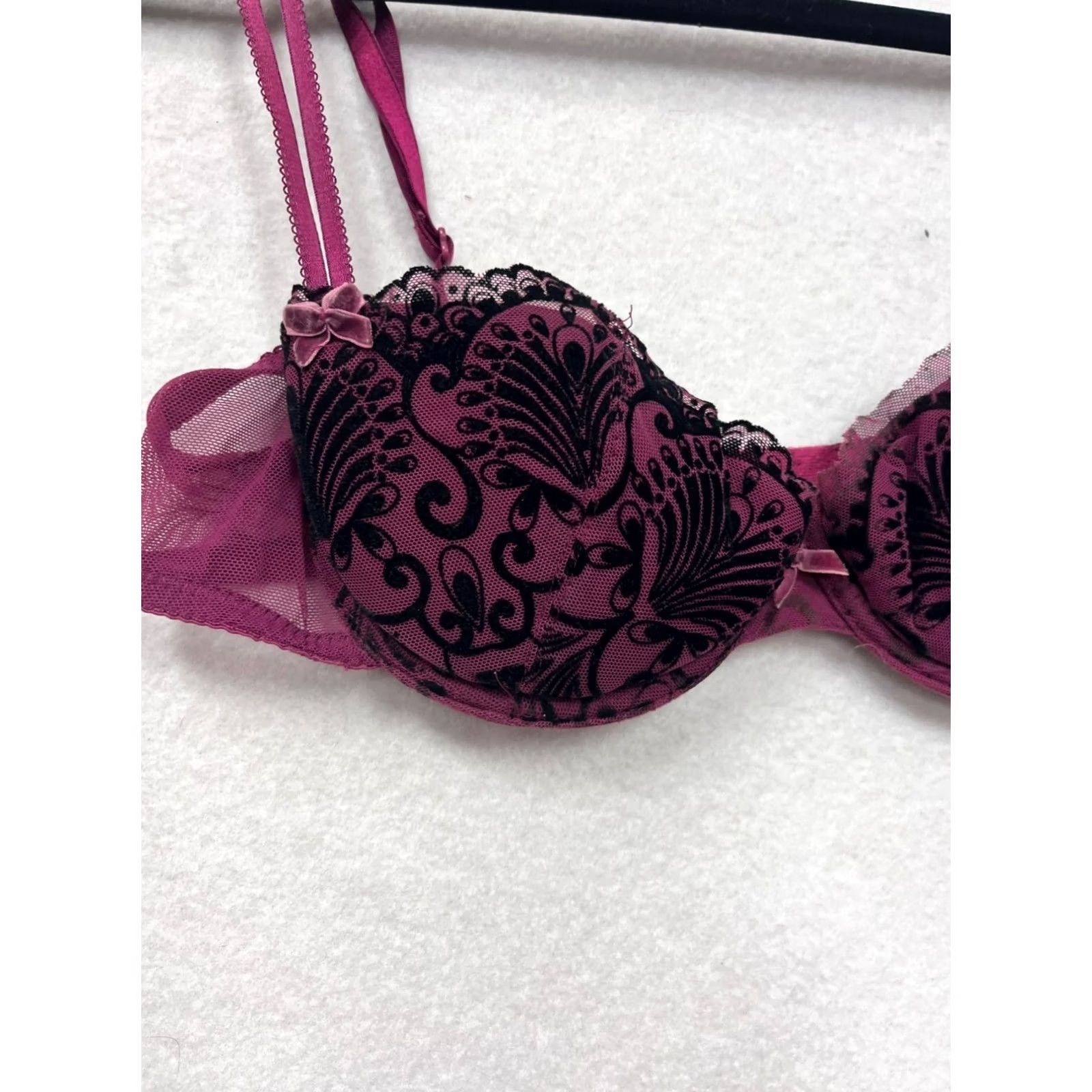 Betsey Johnson VINTAGE Betsey Johnson Women’s Bra Shirt Womens 34B Purple Underwire Lace 6045 Size ONE SIZE - 4 Thumbnail