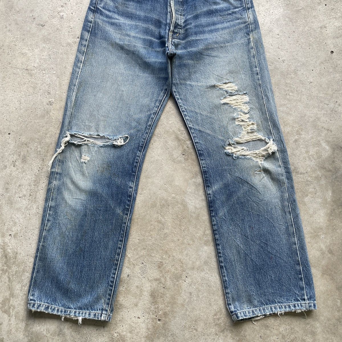 Levi's Vintage Levi’s 503 Big E Ripped Jeans Selvedge Denim Pants Size US 31 - 4 Thumbnail