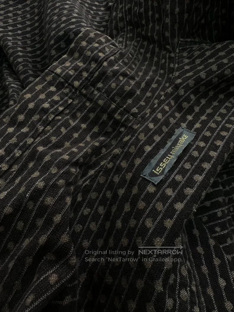 Issey Miyake Issey Miyake Pocket Collar Logo Silk Shirt Size L / US 10 / IT 46 - 8 Thumbnail
