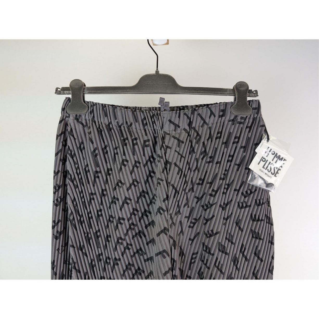 Issey Miyake o1rshd1 Joggers & Sweatpants in Dark Grey Size US 32 / EU 48 - 3 Thumbnail