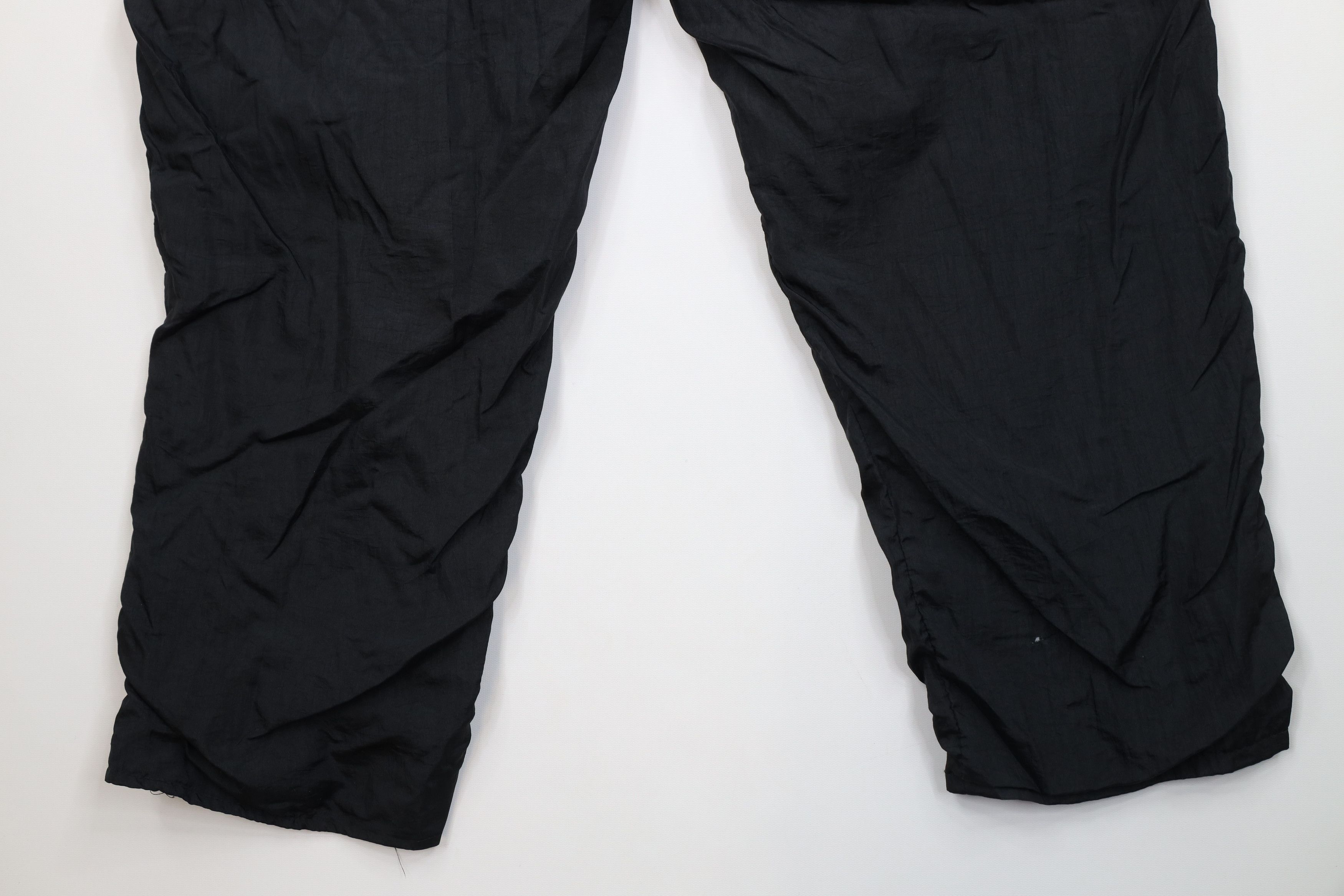 Vintage Vintage 90s Streetwear Wide Leg Windbreaker Pants Black Size US 38 / EU 54 - 14 Thumbnail