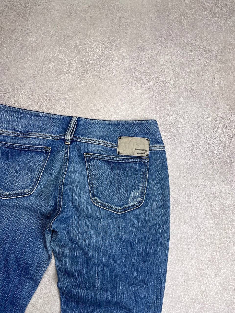 Diesel Vintage Diesel Cherock Baggy Y2K Jeans Flared Japanese 32 Size US 32 / EU 48 - 7 Thumbnail