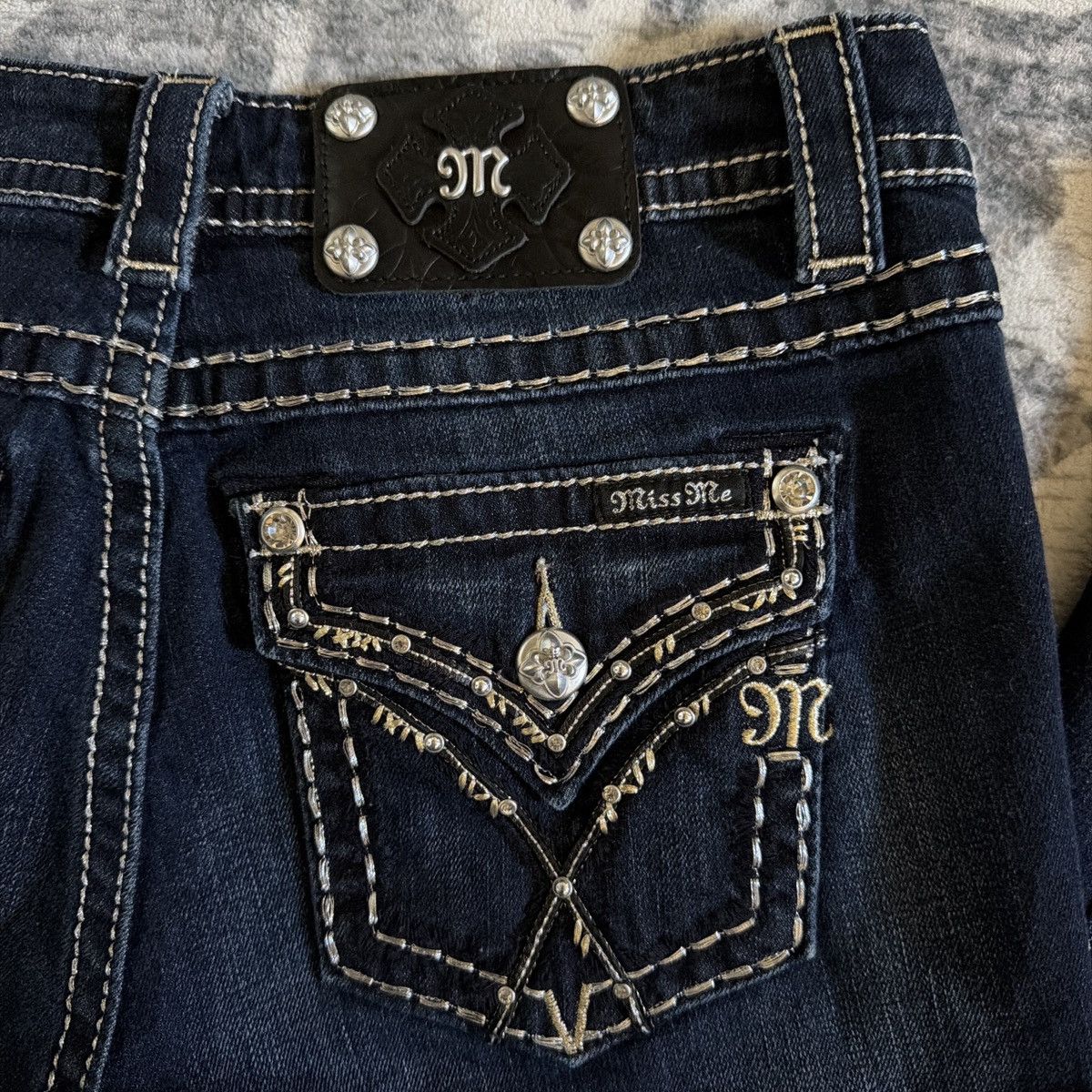 Miss Me Miss Me dark washed jeans Size 30" / US 8 / IT 44 - 3 Thumbnail