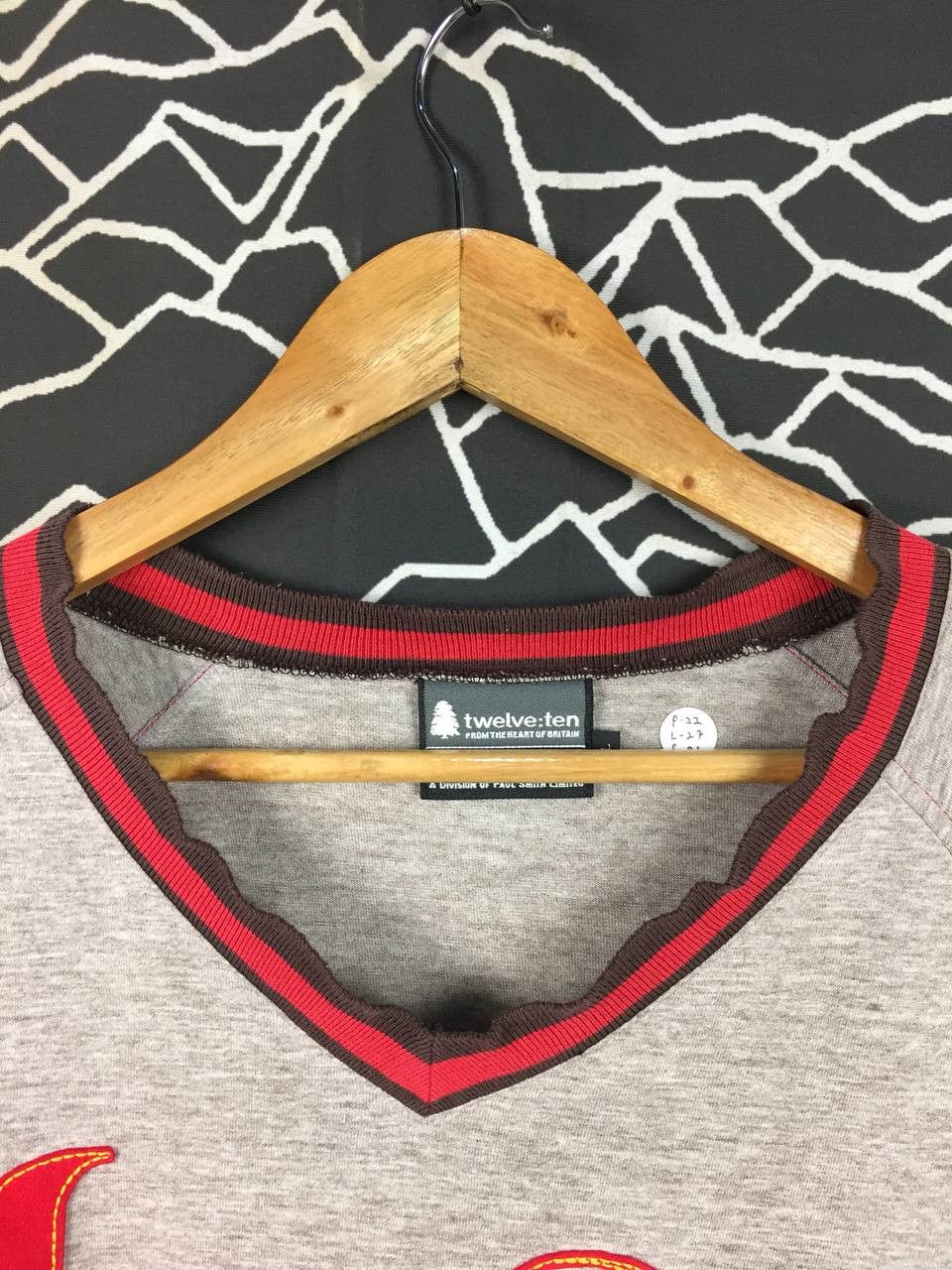 R.Newbold twelve:ten R.Newbold Paul Smith Lust V-Neck Tee Size US L / EU 52-54 / 3 - 4 Thumbnail