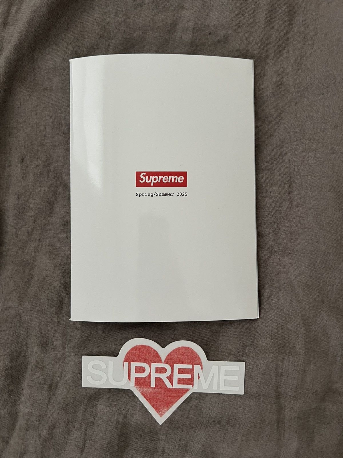 Supreme Supreme SS25 Stickers, Sponge, Look Book. Aphex Twin etc Size ONE SIZE - 4 Thumbnail