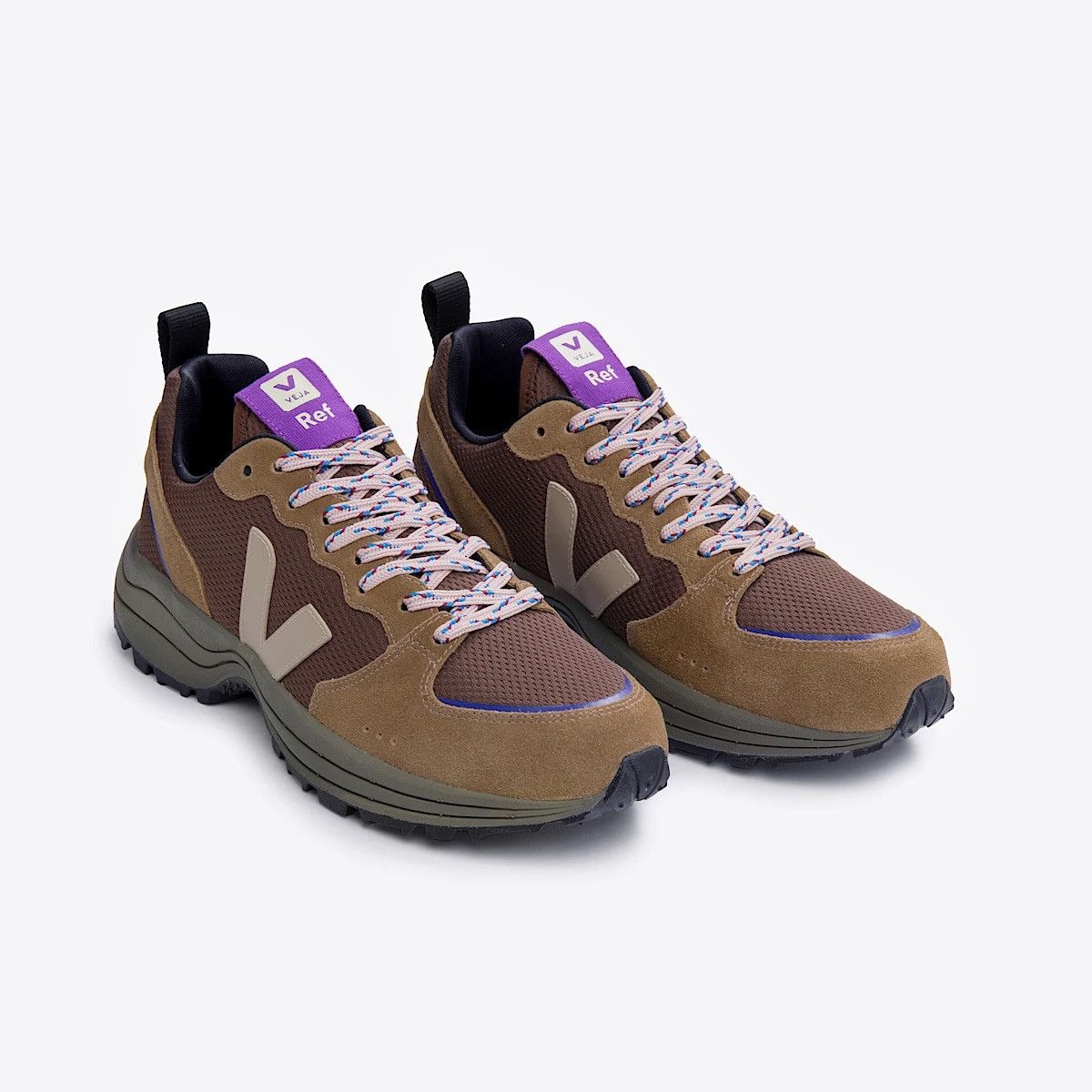 Veja Veja Alveomesh Reformation Suede Sneaker Size US 10 / EU 43 - 2 Thumbnail