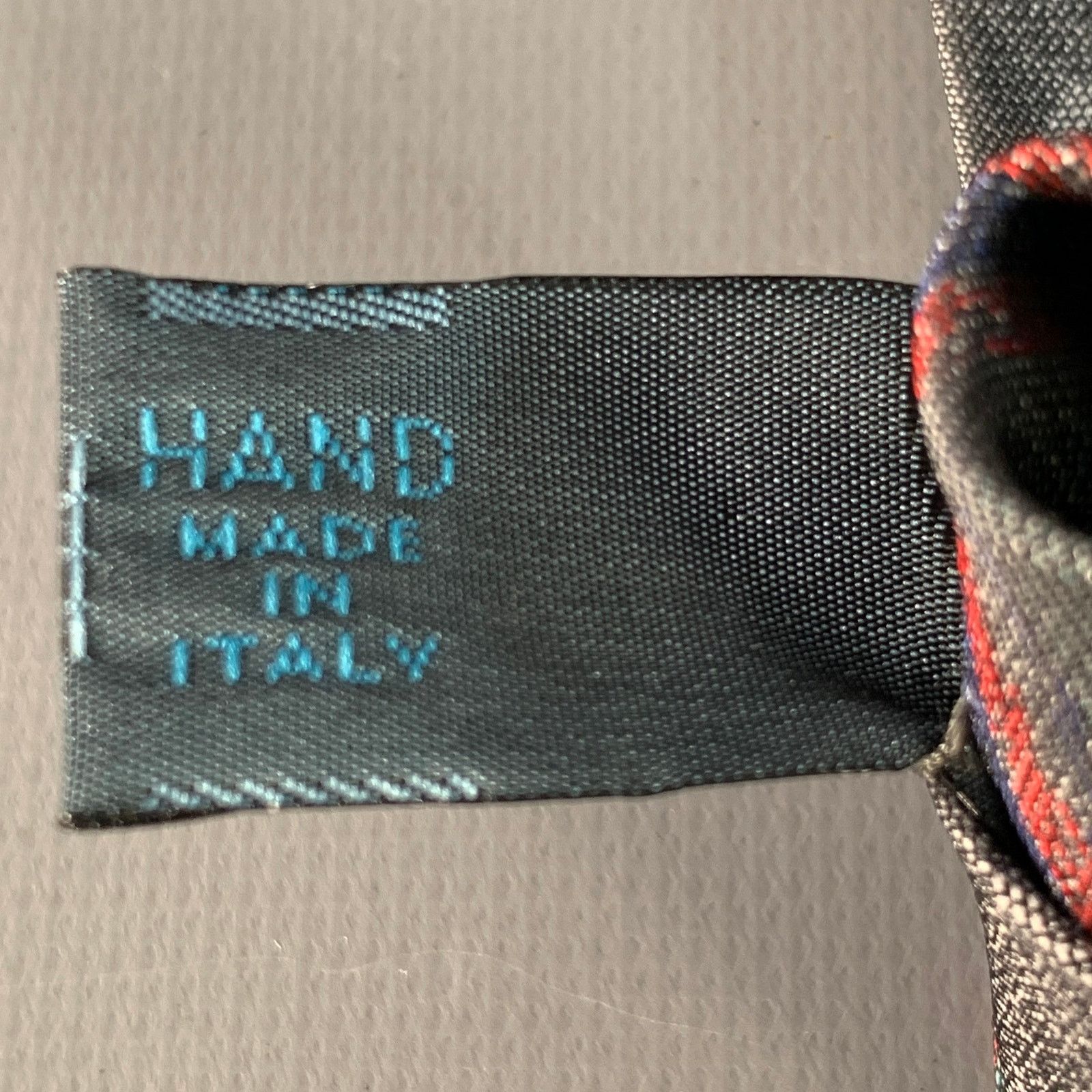 Fendi FENDI One Size Grey Red Diagonal Stripe Silk Tie Size ONE SIZE - 6 Thumbnail