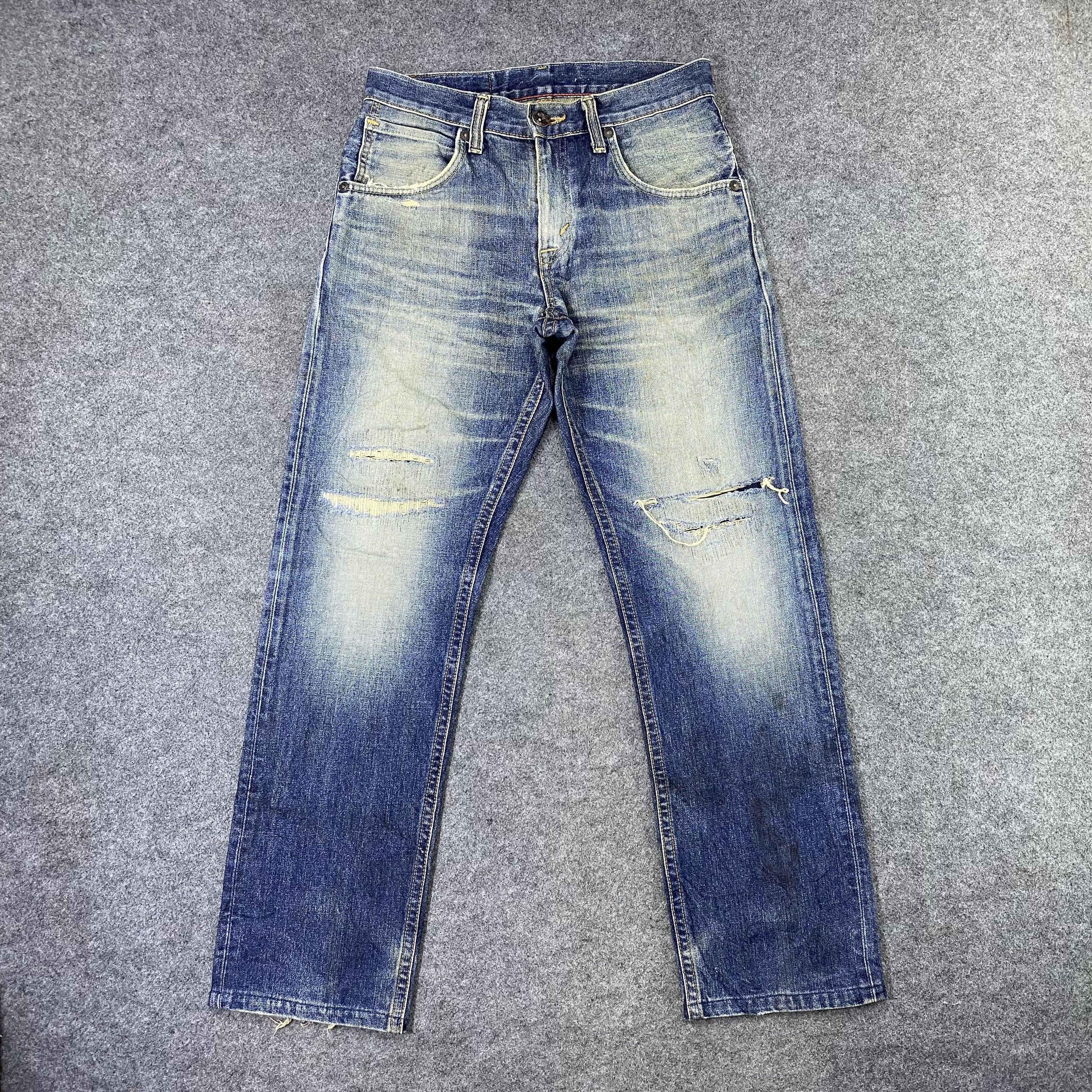 Edwin × Jean × Vintage Vintage Edwin EX404 Distressed Blue Wash Jeans - J1156 Size US 32 / EU 48 - 1 Thumbnail