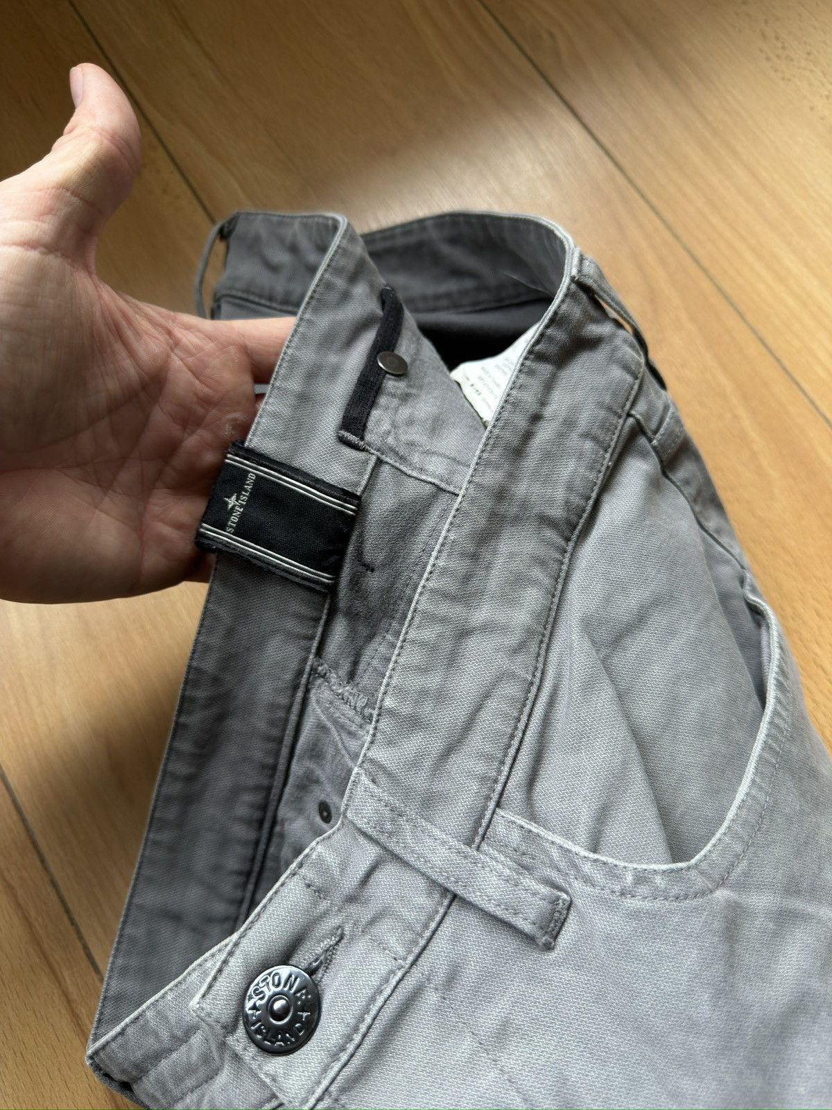 Stone Island Stone island vintage joggers cargo pants Size US 30 / EU 46 - 12 Thumbnail