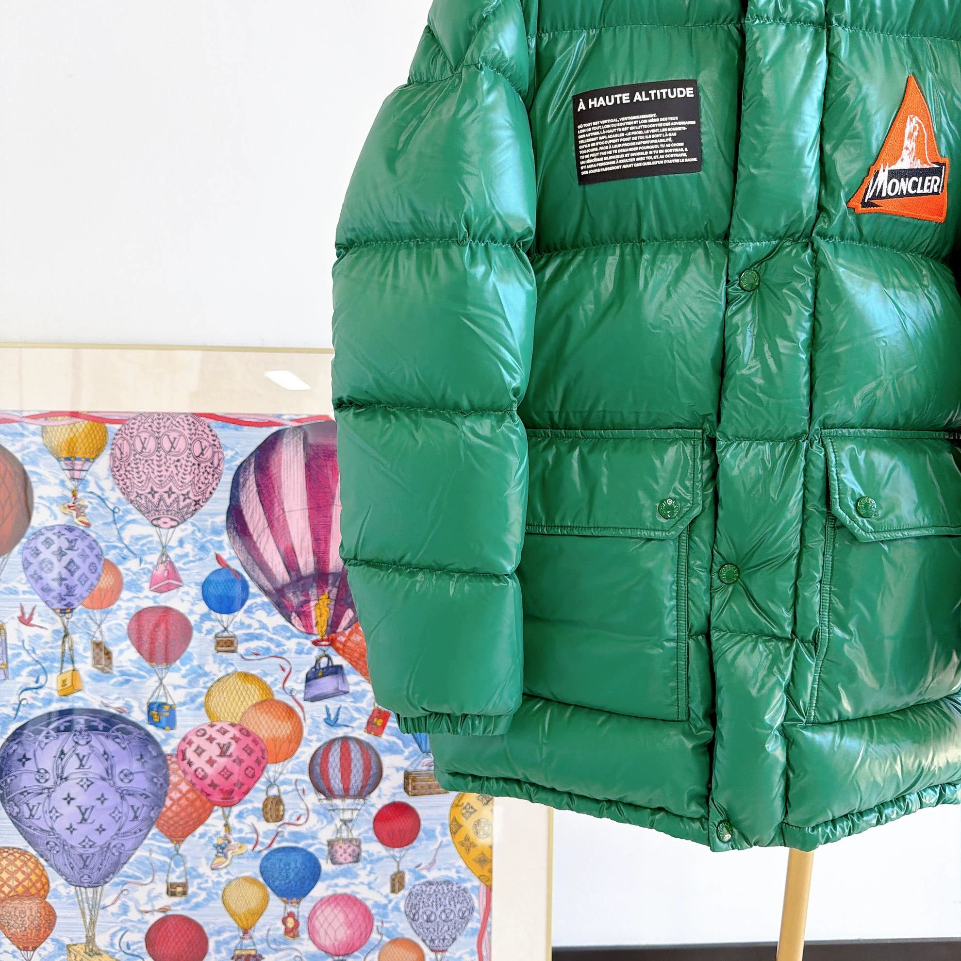 Moncler Moncler green hooded puffer 14A new with tags 0076 Size XL / US 12-14 / IT 48-50 - 5 Thumbnail