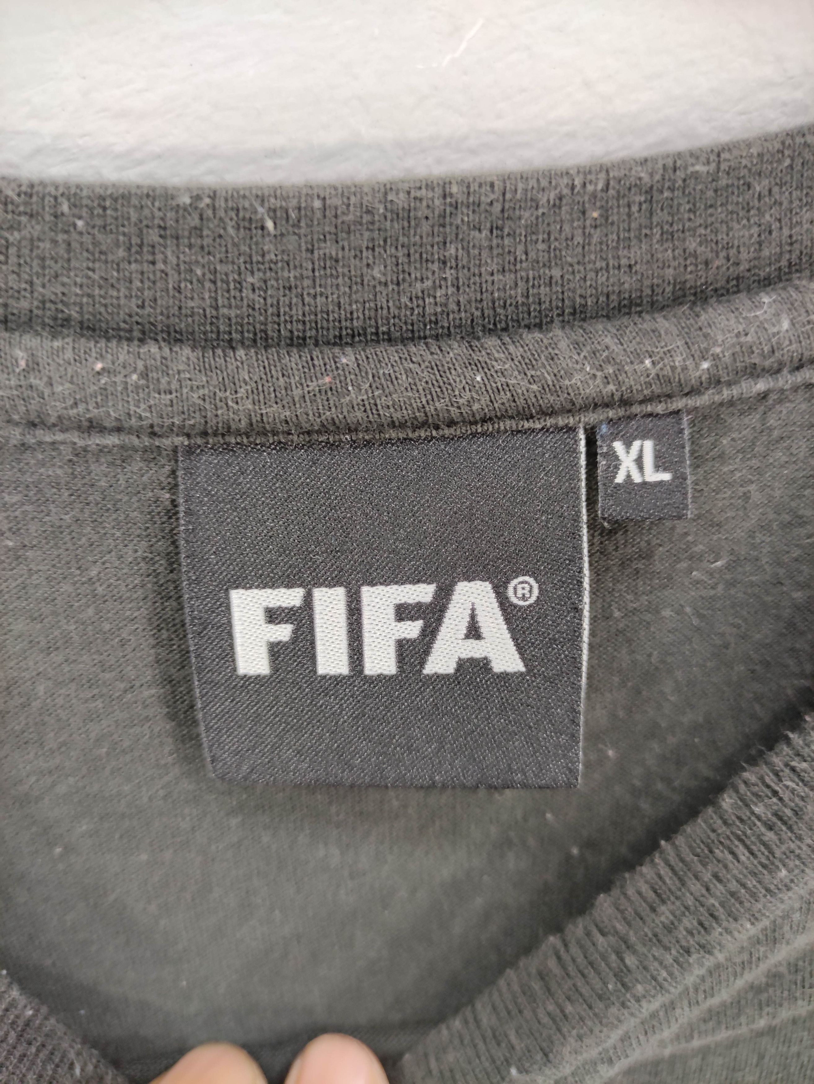 Vintage Vintage Fifa World Cup South Africa Tee Tshirt Size US L / EU 52-54 / 3 - 4 Thumbnail