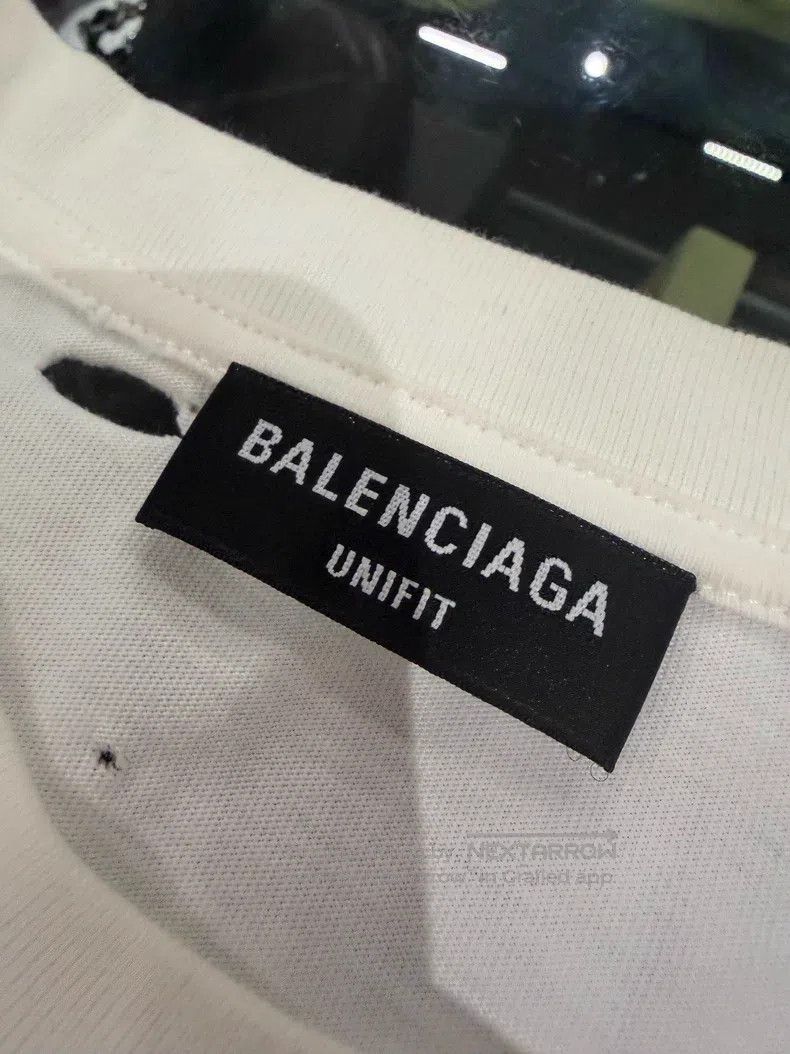 Balenciaga Balenciaga Classic Hole Letter T-Shirt White Size US S / EU 44-46 / 1 - 3 Thumbnail