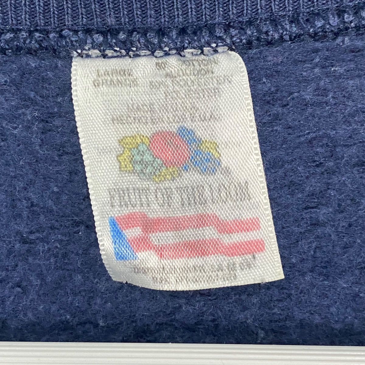 Vintage Vintage Fruit Of The Loom Sweatshirt Navy Blue Size L Size US L / EU 52-54 / 3 - 6 Thumbnail