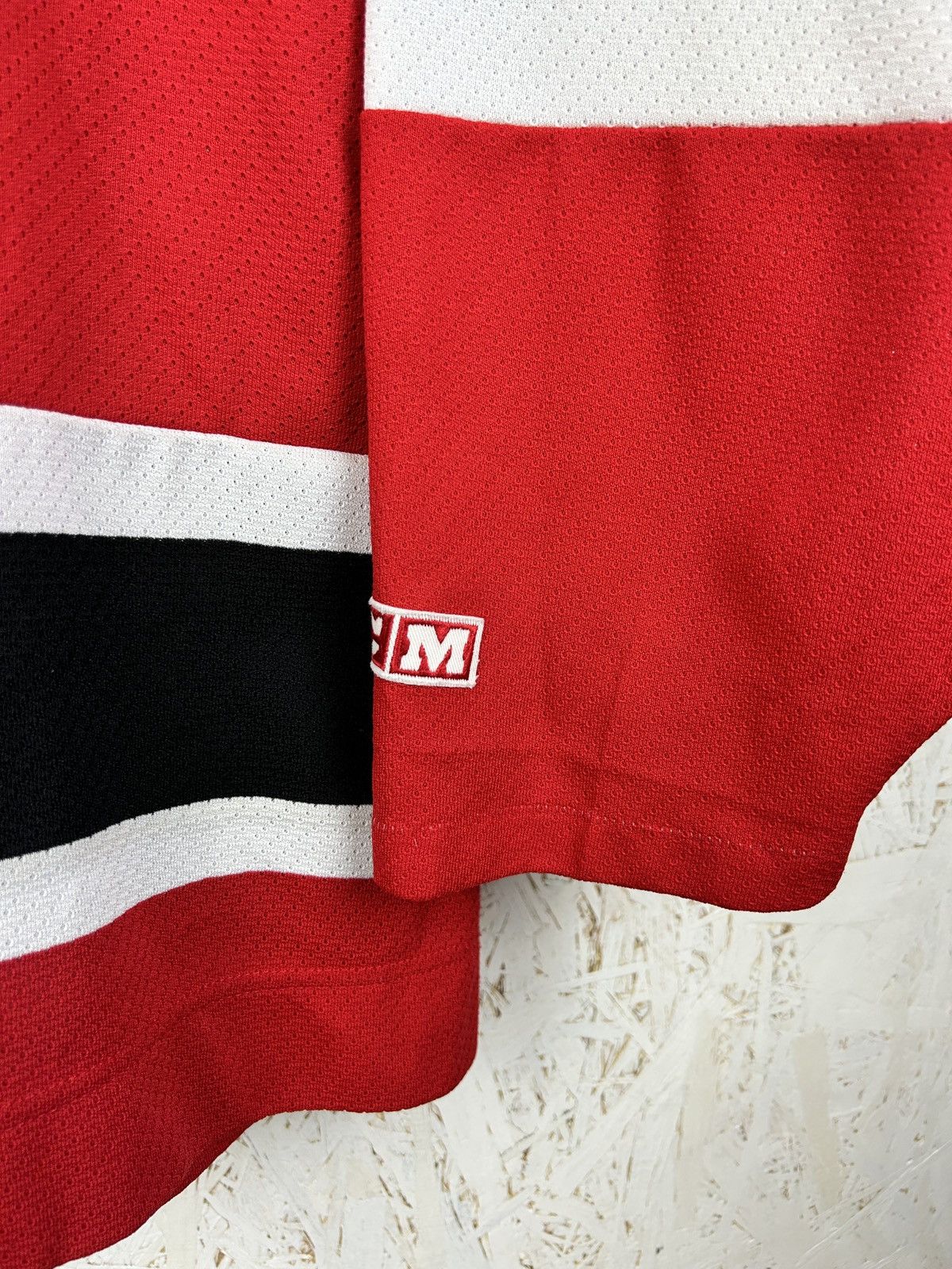 NHL Vintage CCM New Jersey Devils Niemela #23 Signed Jersey Size US M / EU 48-50 / 2 - 4 Thumbnail