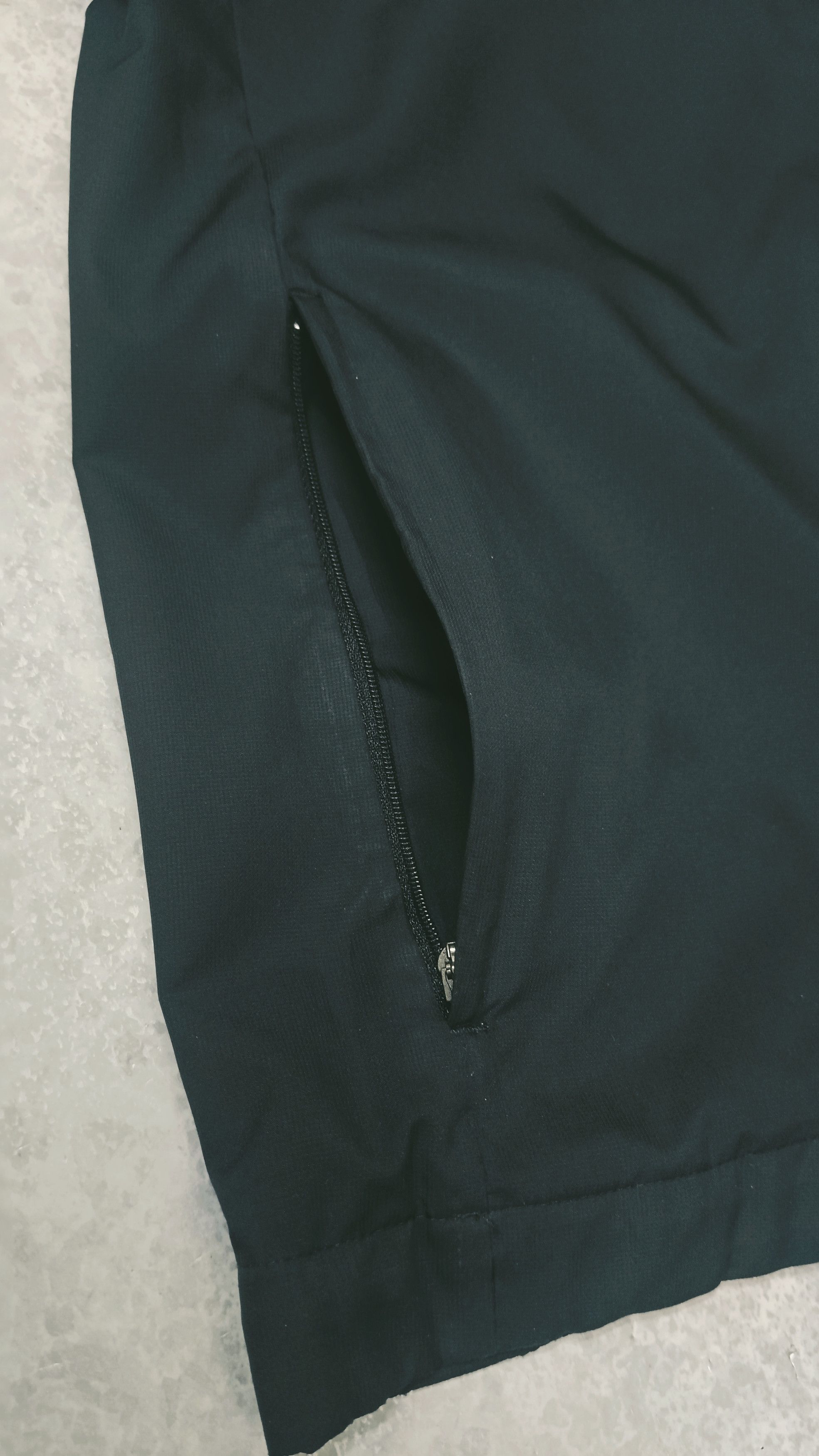 Nike × Vintage Nike Golf Mercedes Championship Pull Over Windbreaker Size US XL / EU 56 / 4 - 6 Thumbnail
