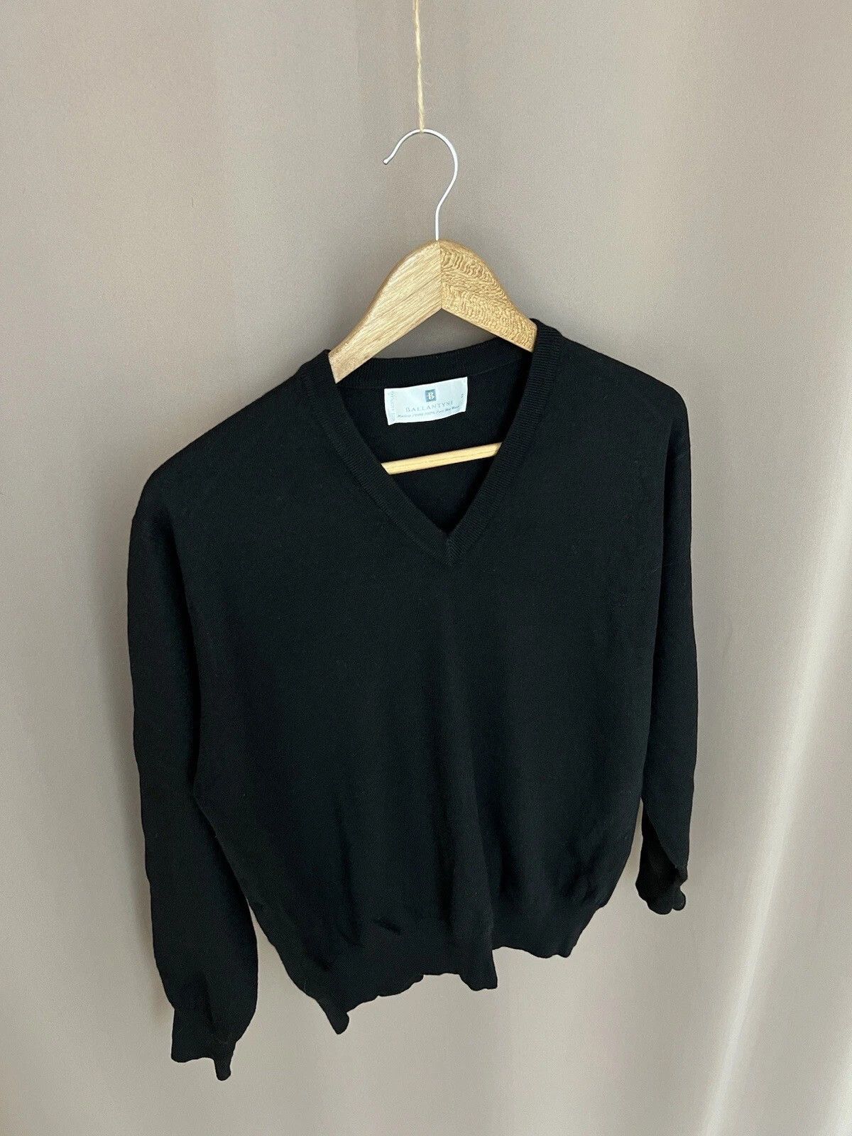 Ballantyne Ballantyne Wool V-Neck Sweater Womens Size 50 or M/L Size US M / EU 48-50 / 2 - 5 Thumbnail