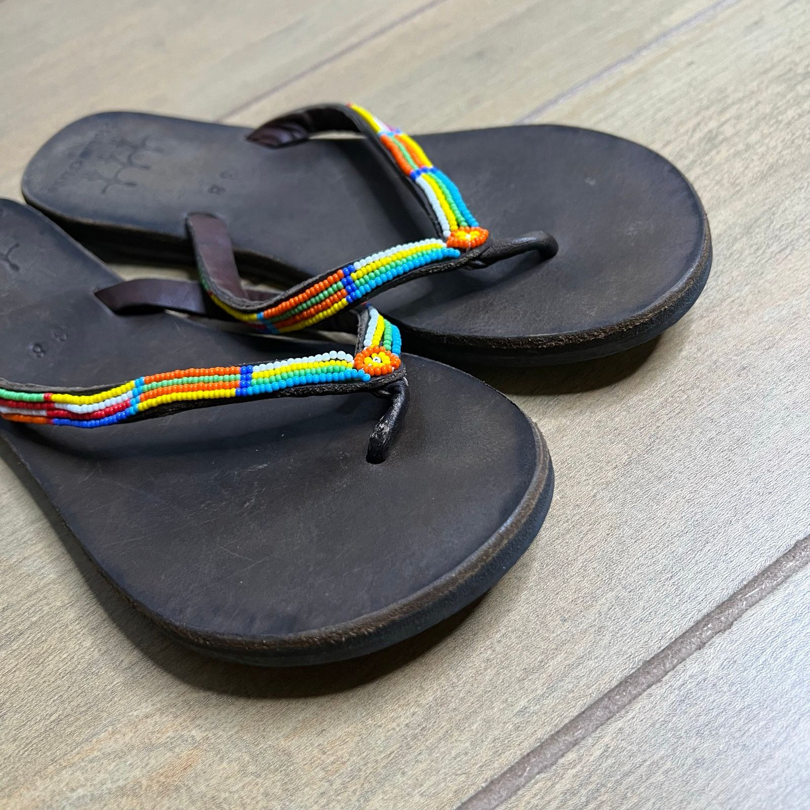 Vintage Global Girls Multi Flip Flop sandals handcrafted Sz 38 7.5-8 Size US 7.5 / IT 37.5 - 11 Thumbnail