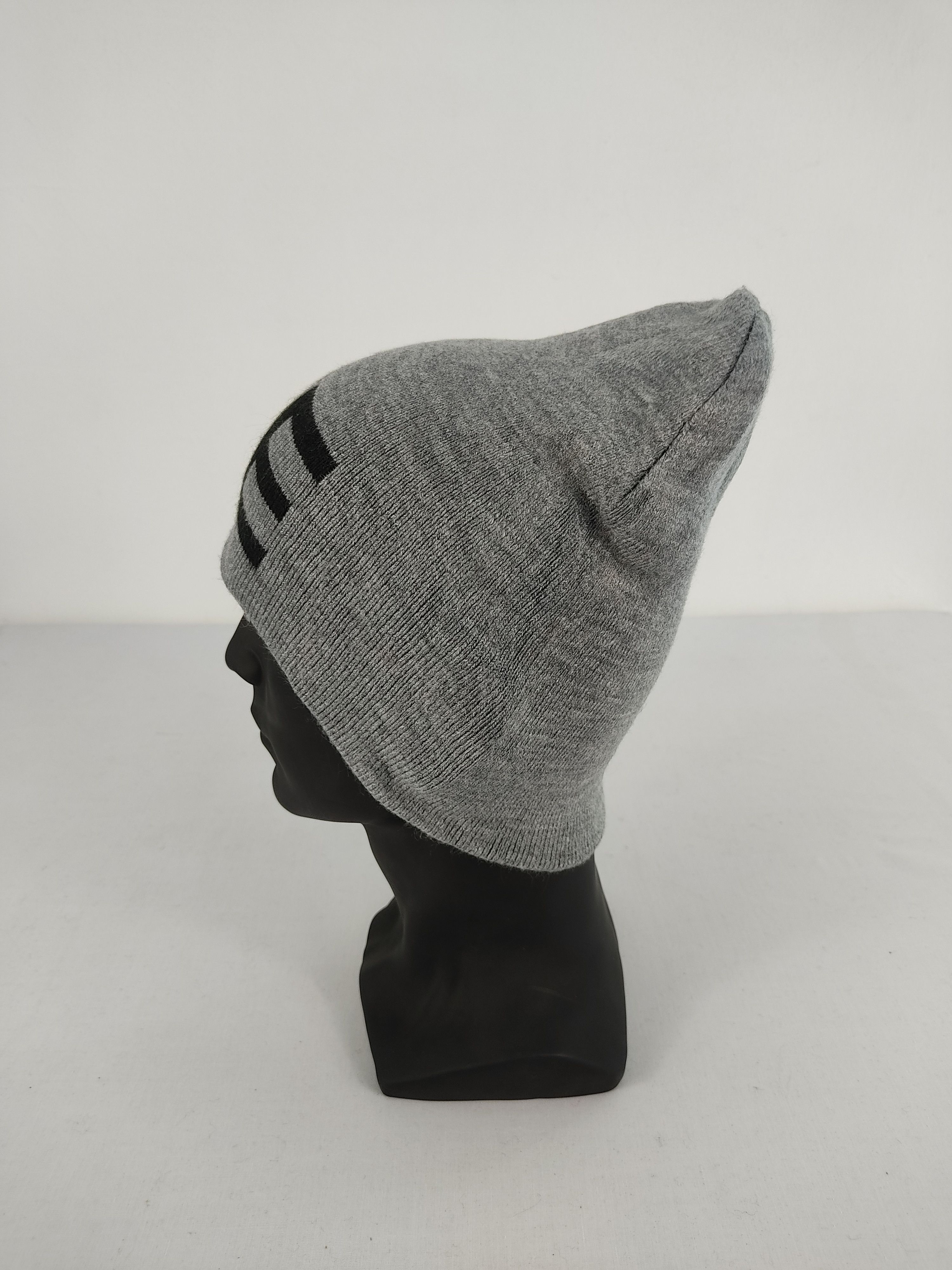 H&M H&M "Me" Big Logo Beanie / Snow Hat / Snow Cap Size ONE SIZE - 3 Thumbnail