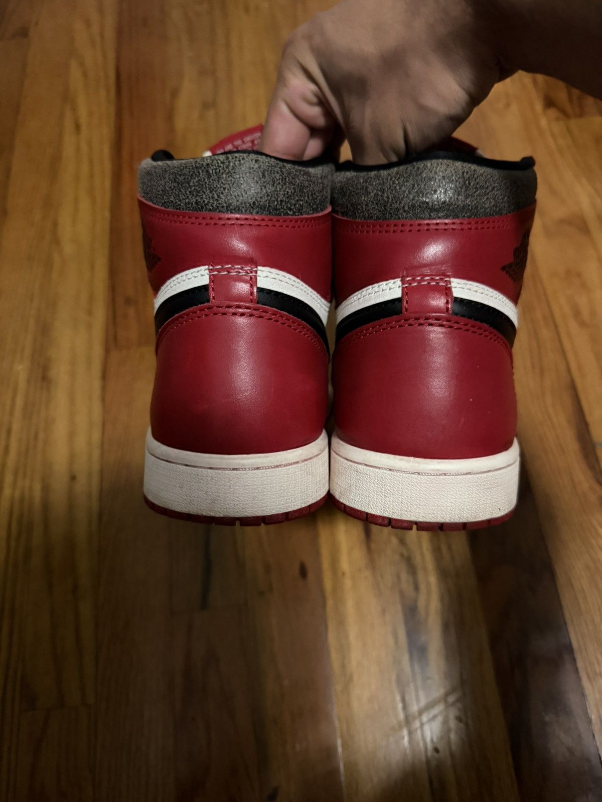 Jordan Brand Jordan 1 Chicago Lost and Found Size US 9 / EU 42 - 4 Thumbnail