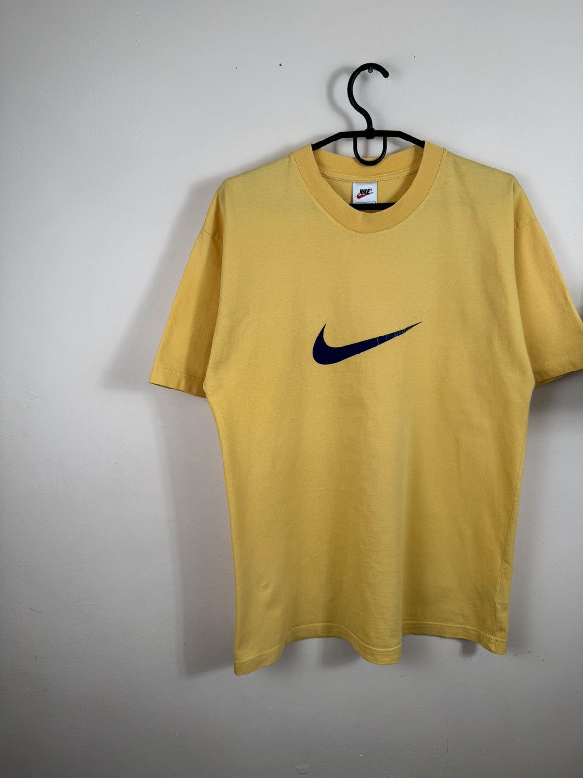 Nike Vintage Nike T shirt Centre Logo Peach Streetwear M Size US M / EU 48-50 / 2 - 4 Thumbnail