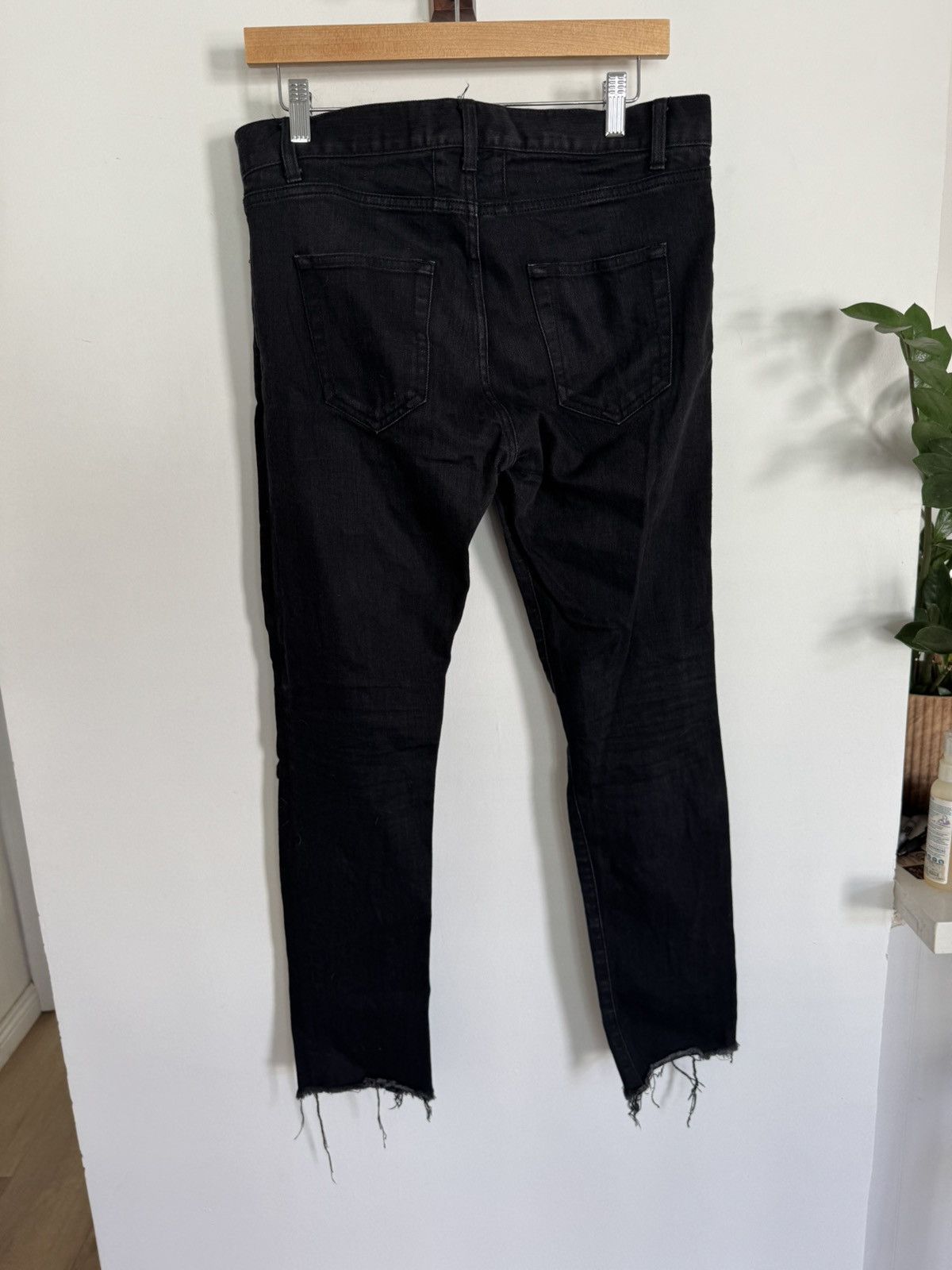 Saint Laurent Paris Knee rip haw hem d02 Size US 31 - 3 Thumbnail