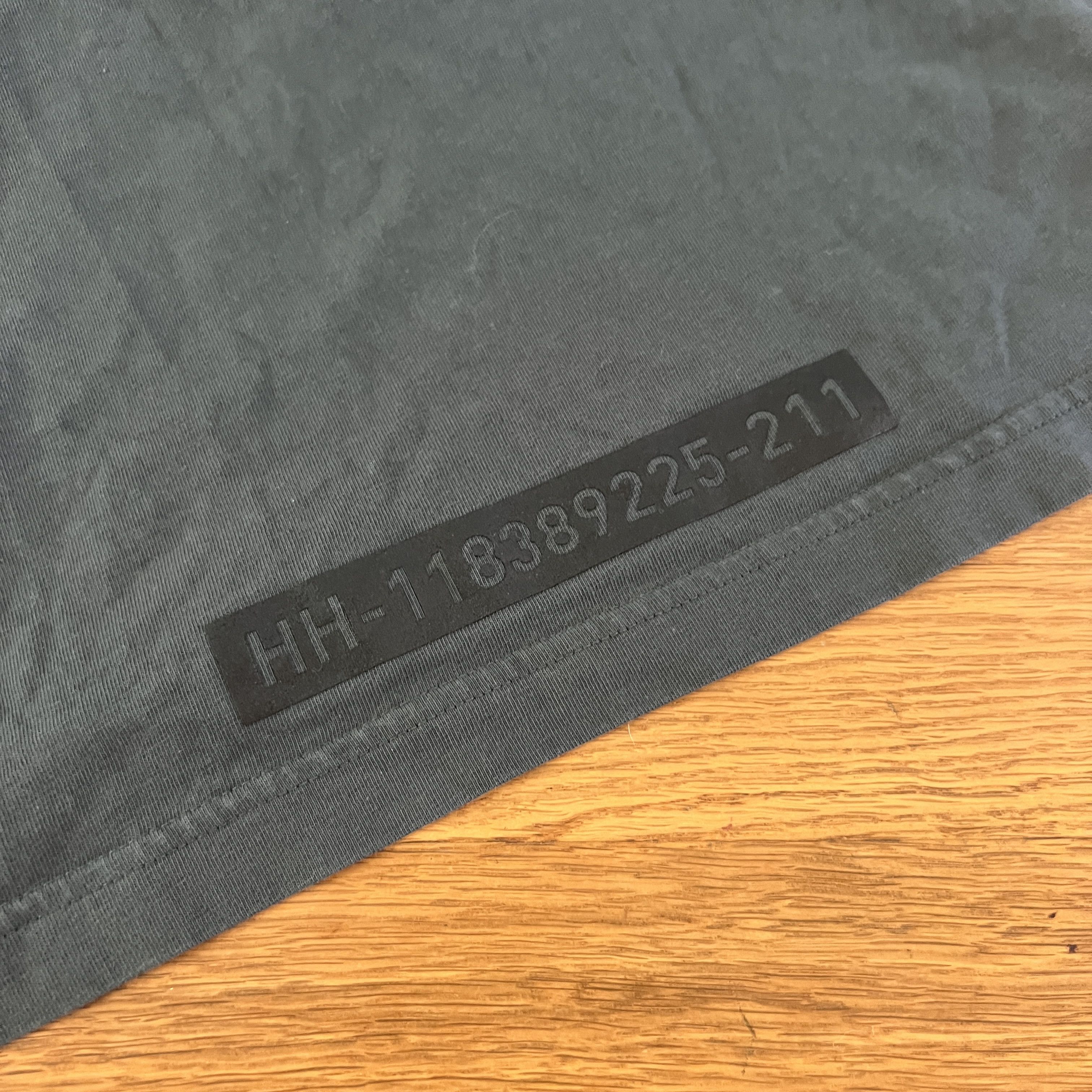 Helly Hansen T-Shirt w/Removable Crossbody Bag - Men's Small/Medium Size US S / EU 44-46 / 1 - 6 Thumbnail