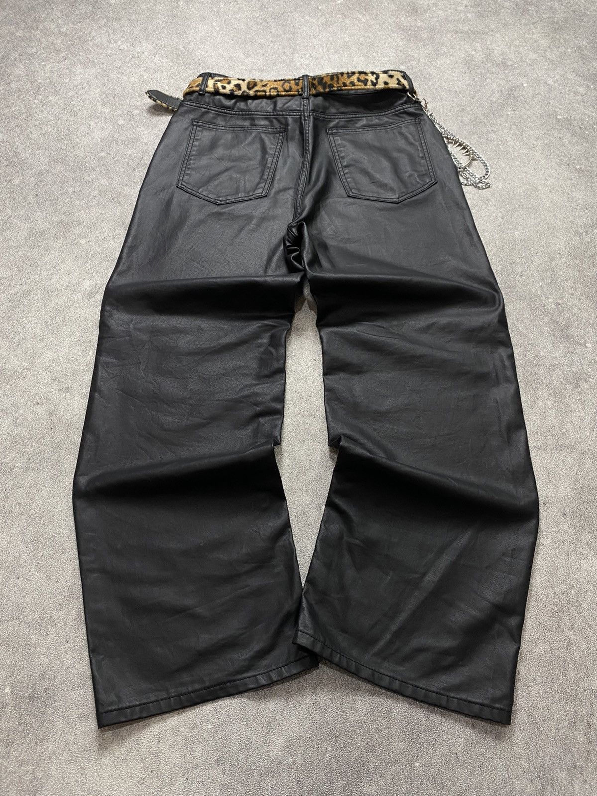 If Six Was Nine × Japanese Brand × Le Grande Bleu (L.G.B.) 2000s Triple J Leather Wideleg Pants Size US 32 / EU 48 - 2 Thumbnail