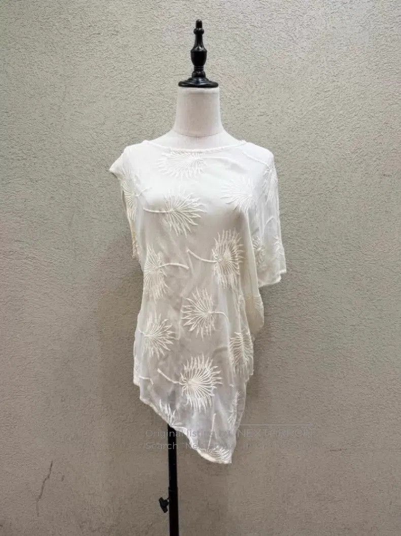 Ann Demeulemeester Ann Demeulemeester Embroidered mesh pattern top Size XS / US 0-2 / IT 36-38 - 1 Thumbnail