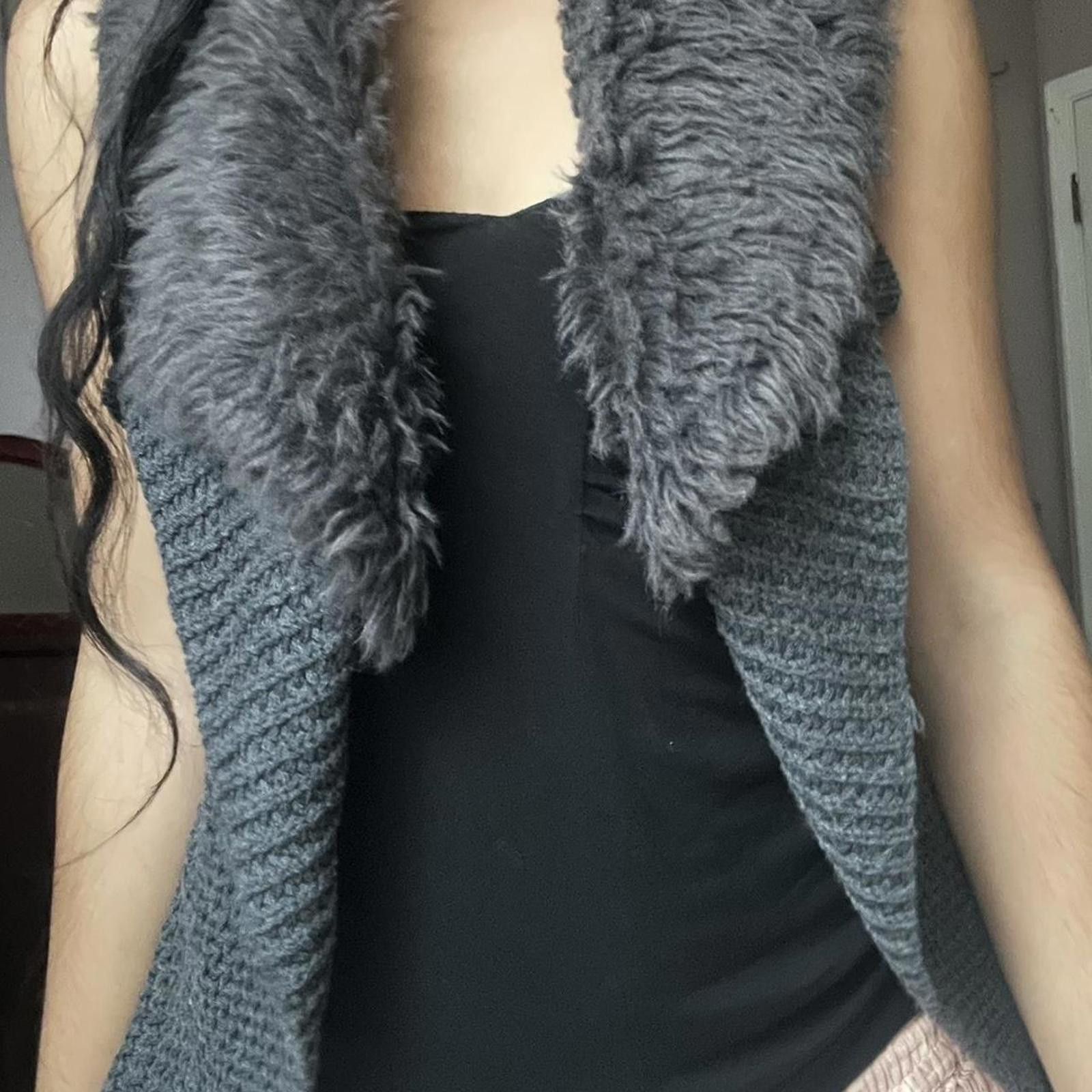 Other Grey faux fur vest with a touch of whimsy #fairycore Size L / US 10 / IT 46 - 6 Thumbnail
