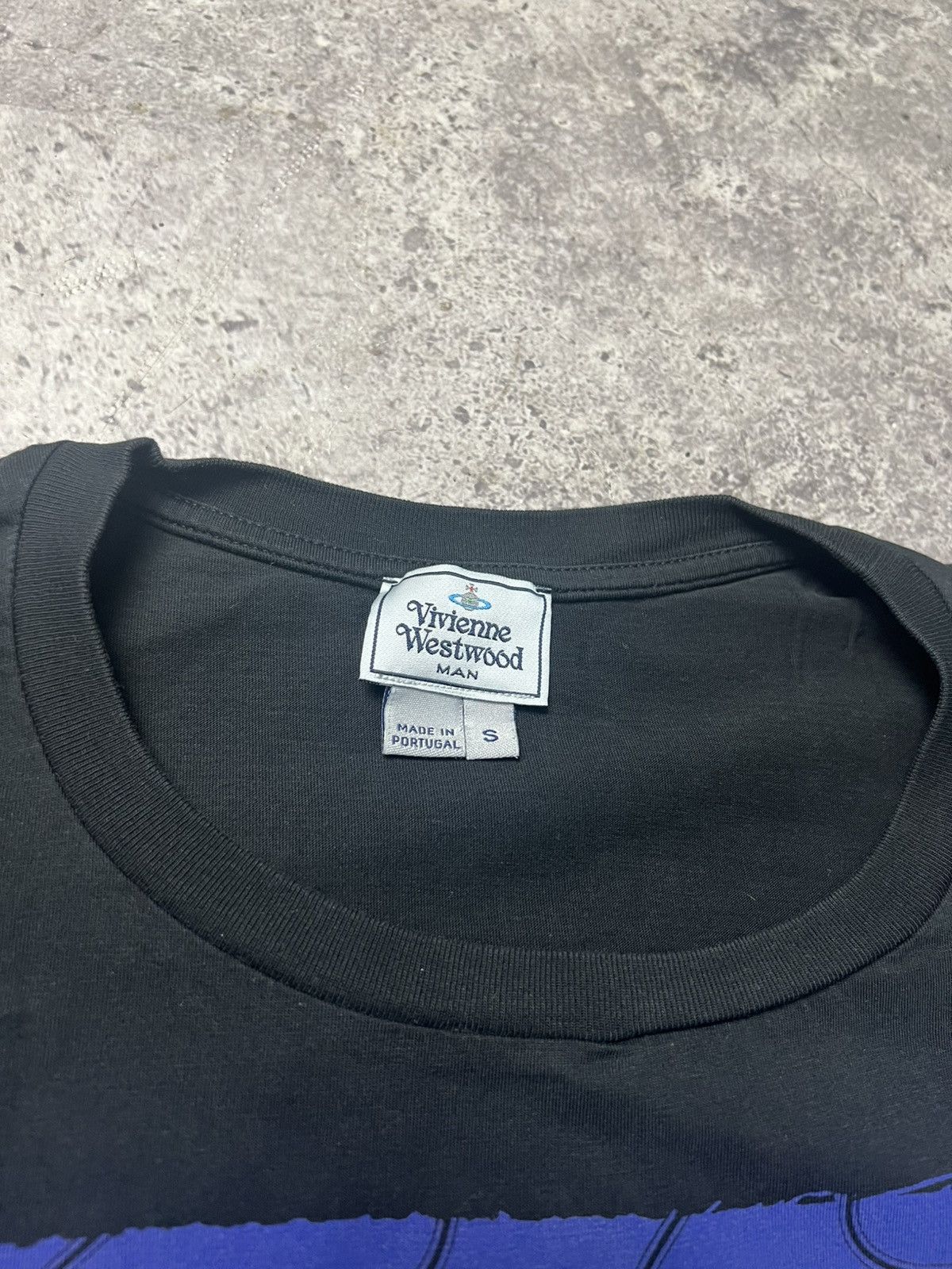 Vivienne Westwood Vintage Vivienne Westwood big logo t-shirt Size US S / EU 44-46 / 1 - 5 Thumbnail