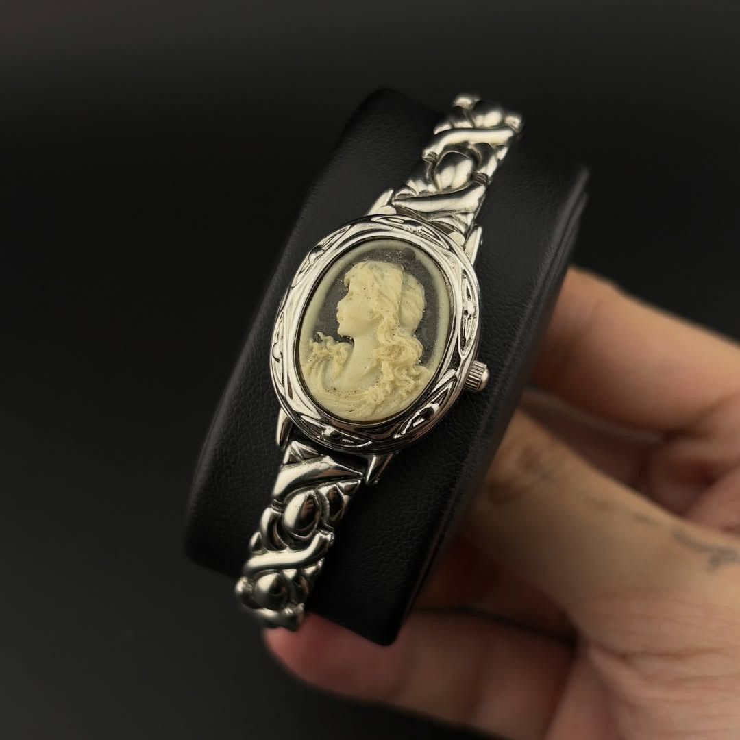 Vintage RARE!! VTG MARBA CAMEO Size 26 - 6 Thumbnail