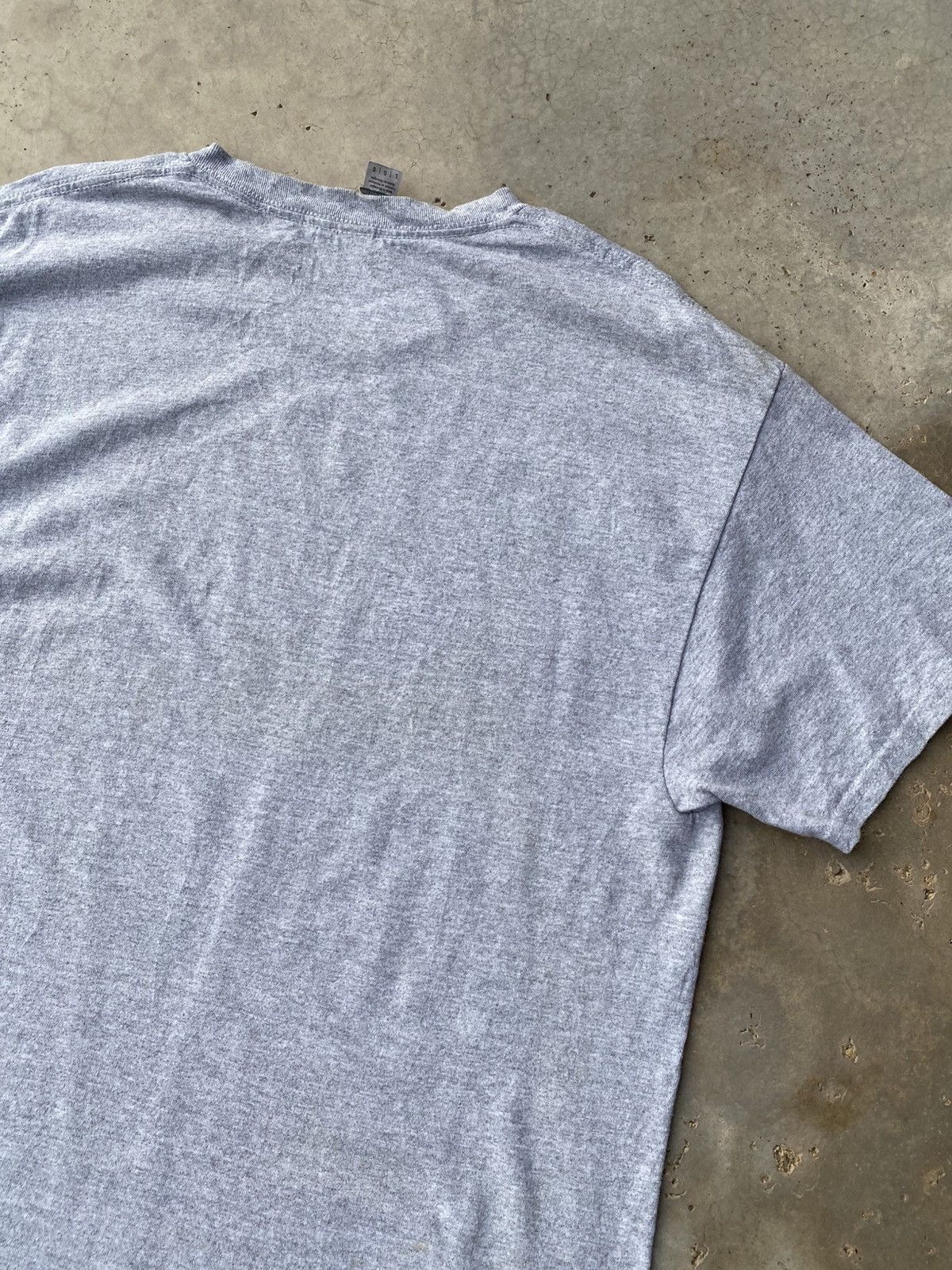 Gildan Gildan ‘Don’t Bully Me I’ll Cum’ Grey Tee Size US L / EU 52-54 / 3 - 5 Thumbnail