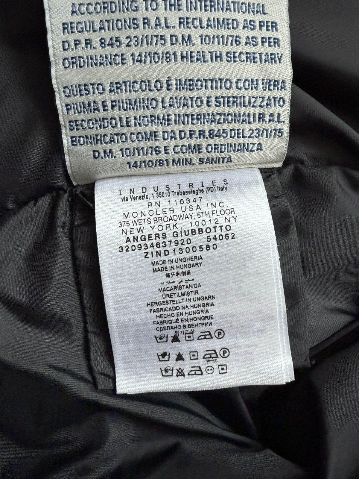 Moncler Moncler Angers Giubbotto women puffer jacket Size M / US 6-8 / IT 42-44 - 13 Thumbnail