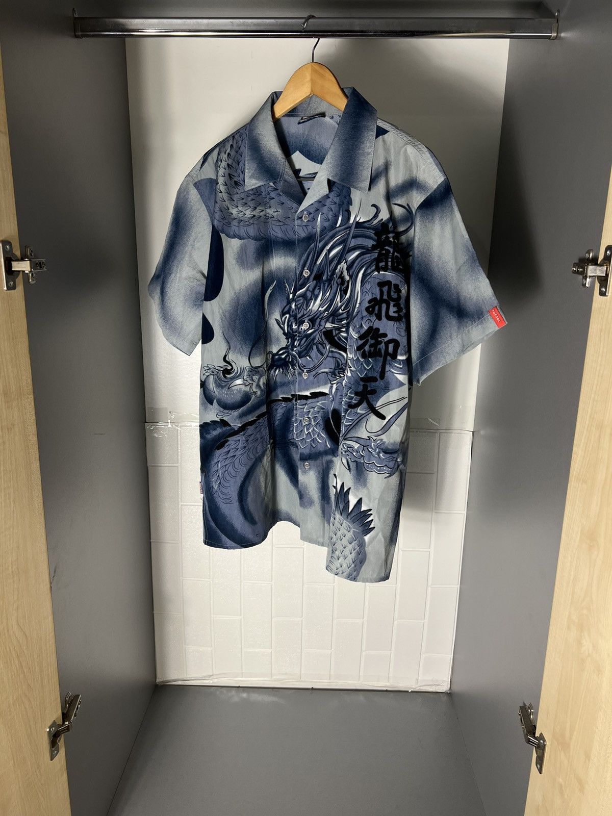 Japanese Brand VINTAGE DRAGONS HAWAII SHIRT DESIGNER JAPAN STYLE RETRO 90s Size US XL / EU 56 / 4 - 2 Thumbnail