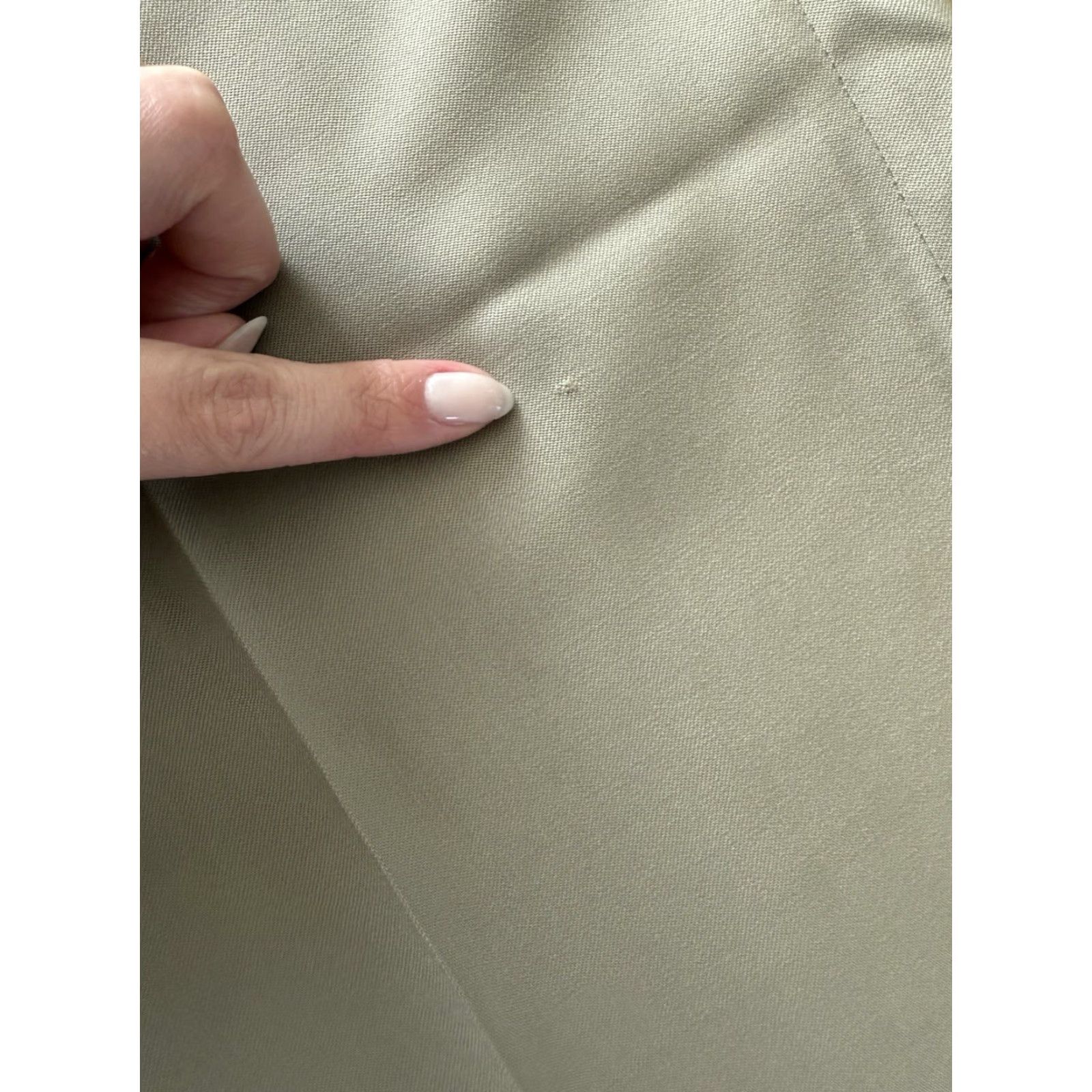 Hugo Boss VINTAGE Hugo Boss Beige Wool Dress Pants Mens 34x31 Pleated Straight Leg Office Trousers Size US 35 - 7 Thumbnail